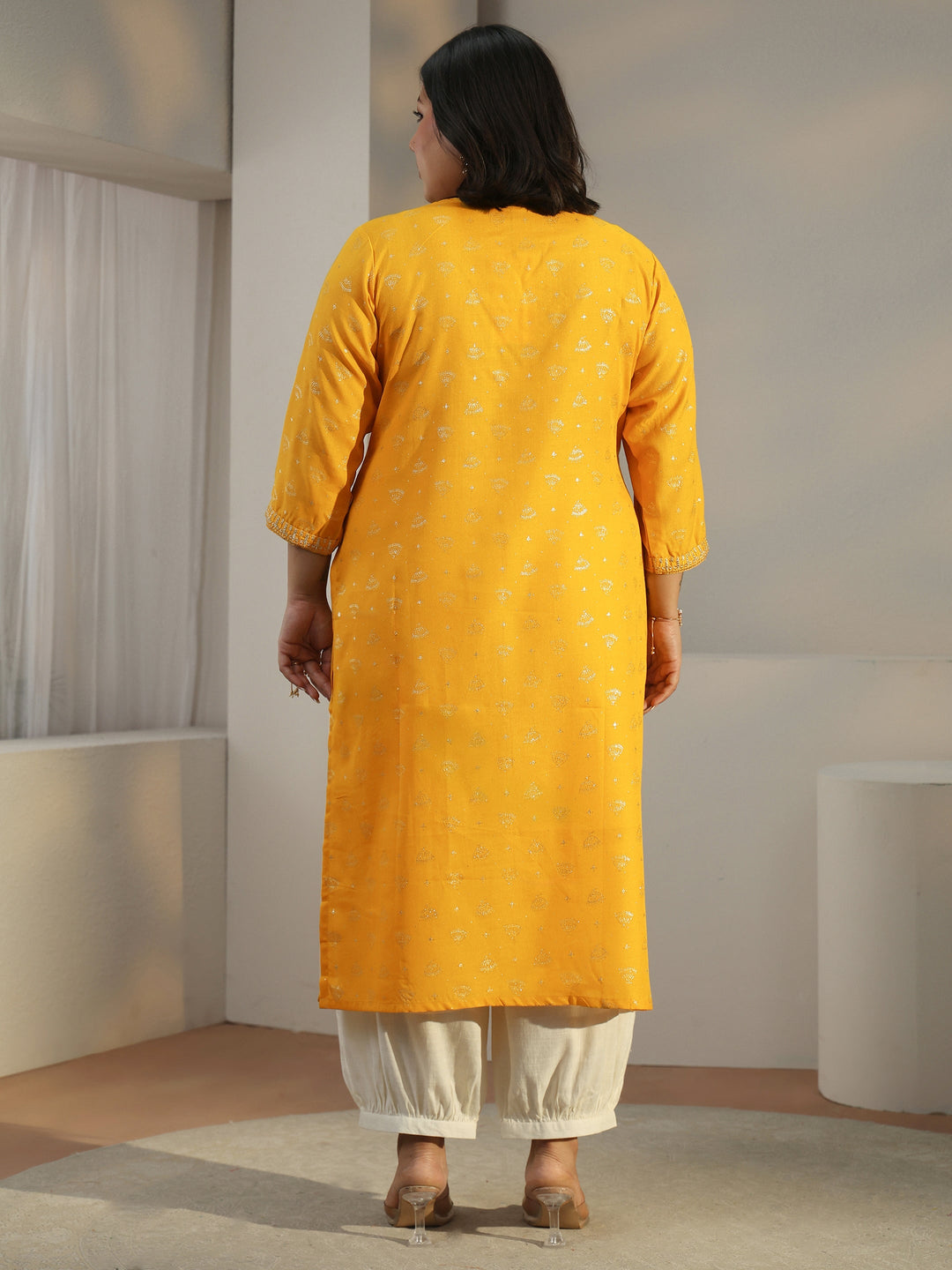  Plus Size Yellow Ethnic Motifs Printed Cotton Blend Straight Kurta 