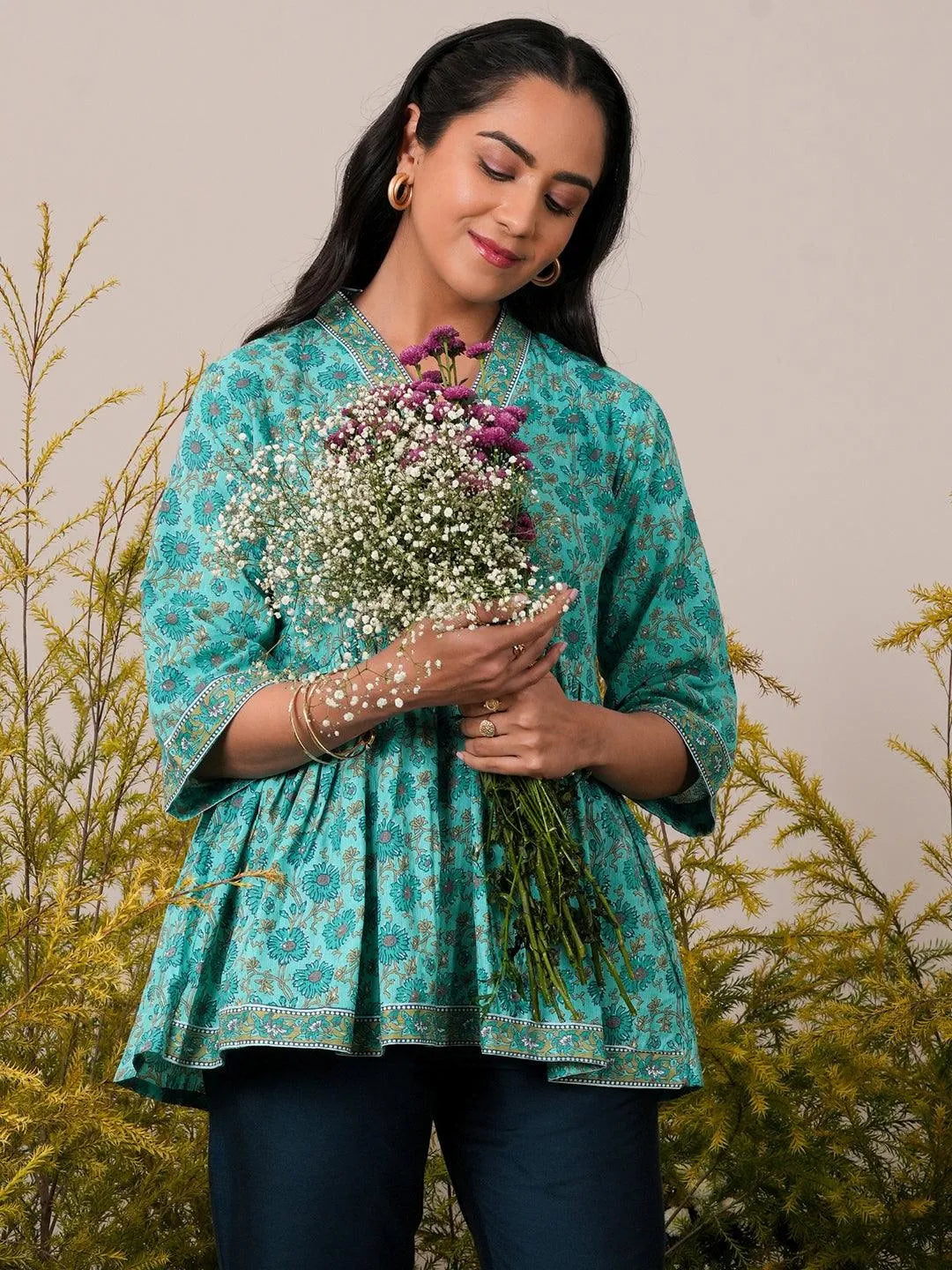 libas Turquoise Printed Cotton A-Line Kurti-picture-11