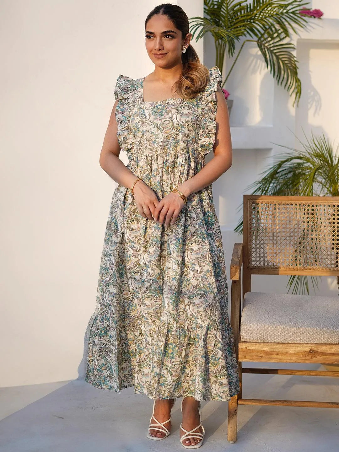 Buy Latest Designer Dresses for Women at Best Price | Libas