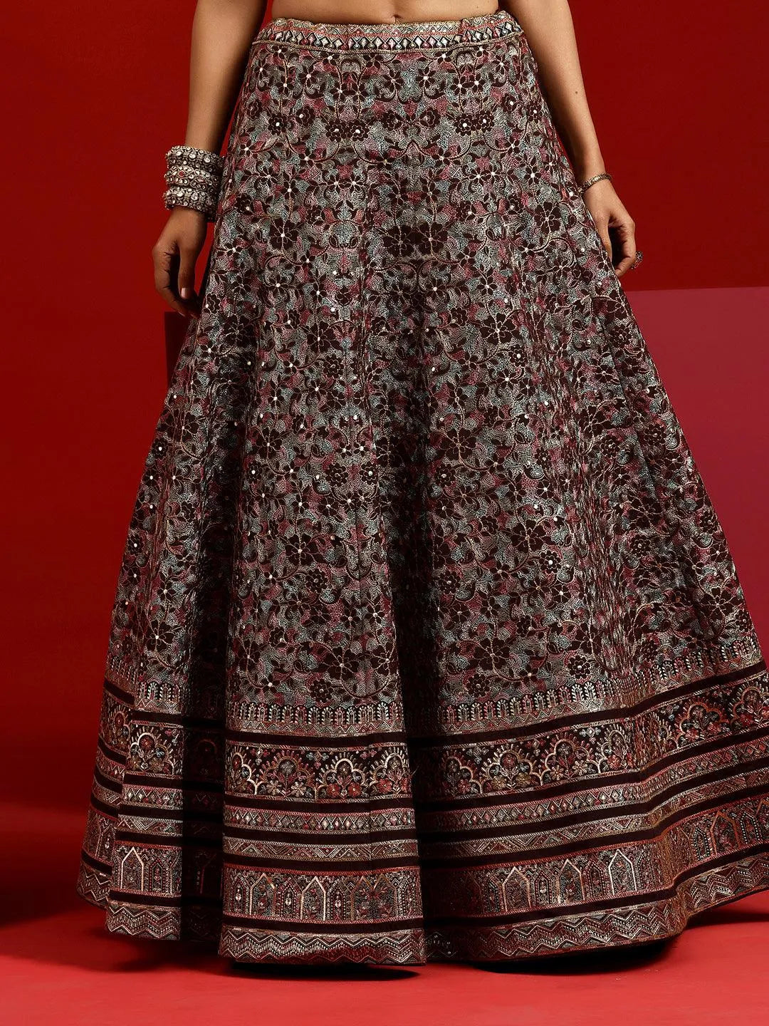 Explore LIBAS ART Lehengas for Timeless Beauty and Grace – Libas