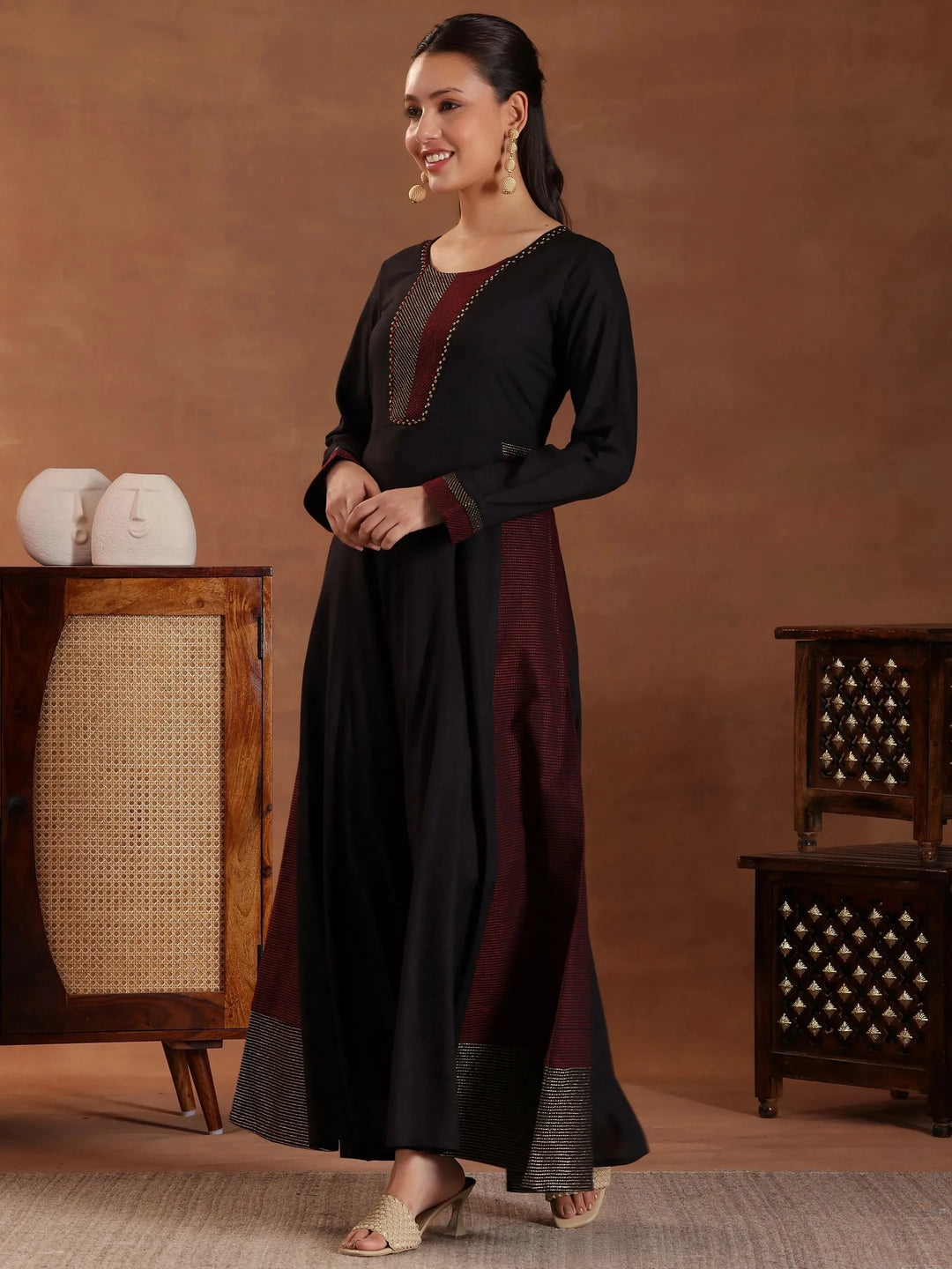  Black Self Design Pure Viscose Rayon A-Line Kurta With Trousers 