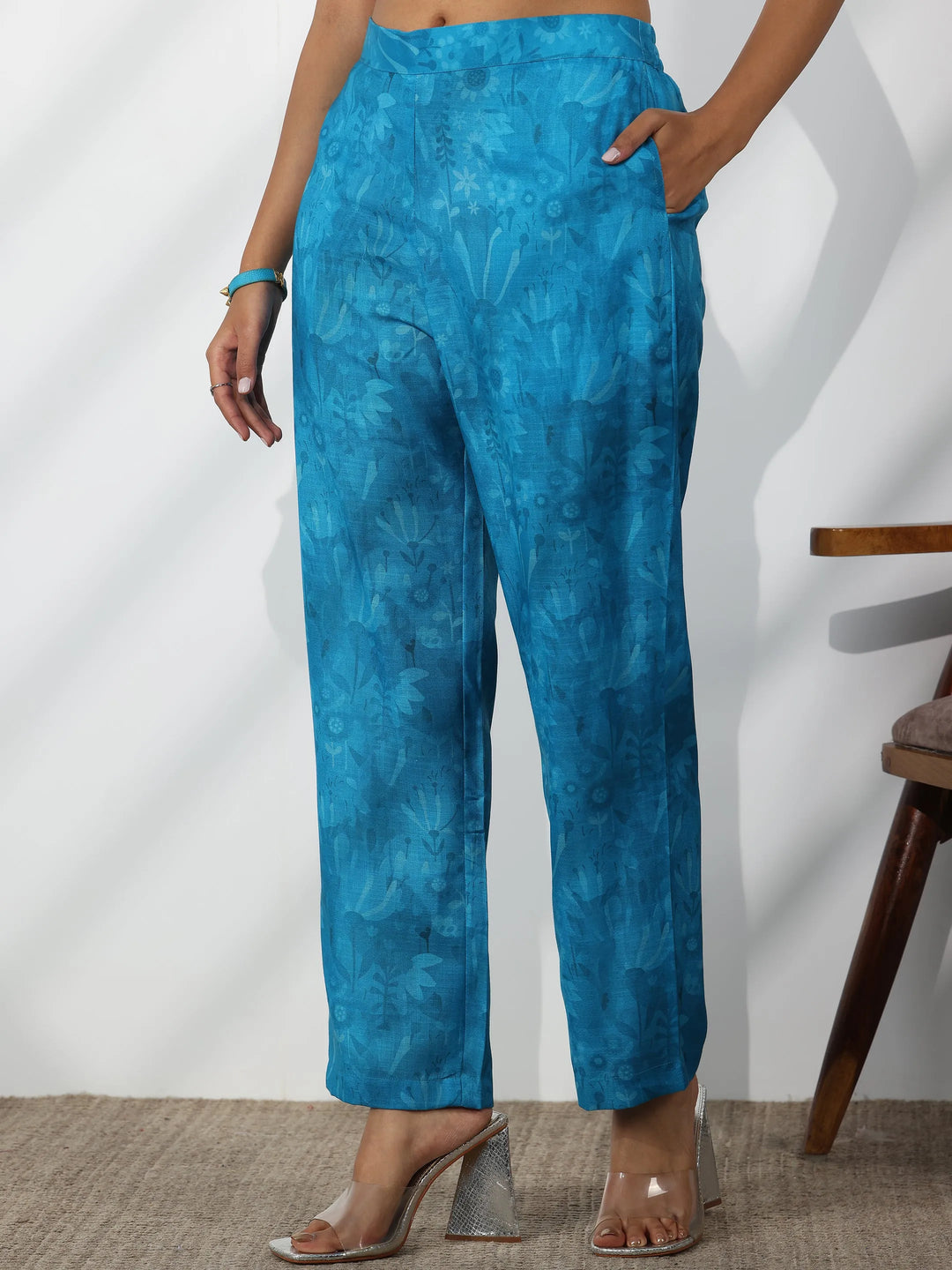  Blue Printed Linen Straight Suit With Dupatta 