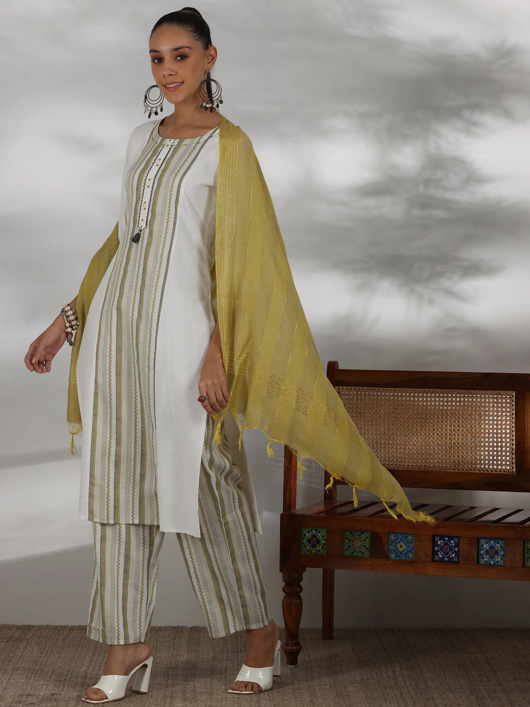  Off White Printed Cotton Blend Straight Suit With Dupatta 