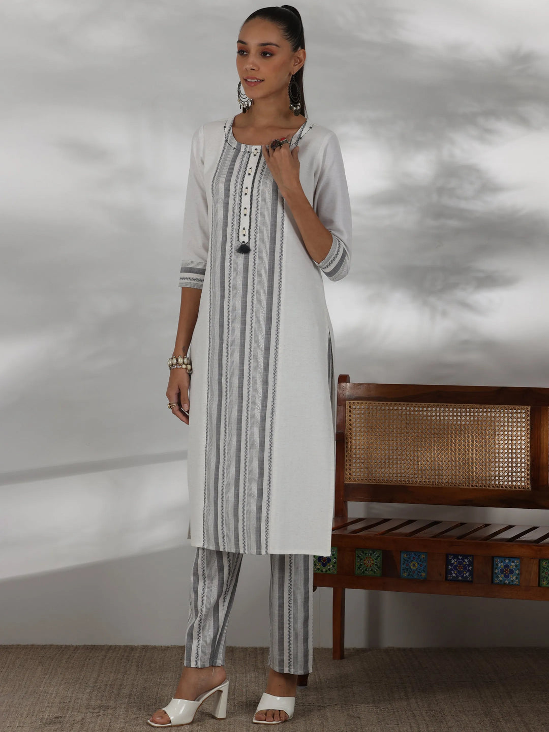  Off White Printed Cotton Blend Straight Suit With Dupatta 