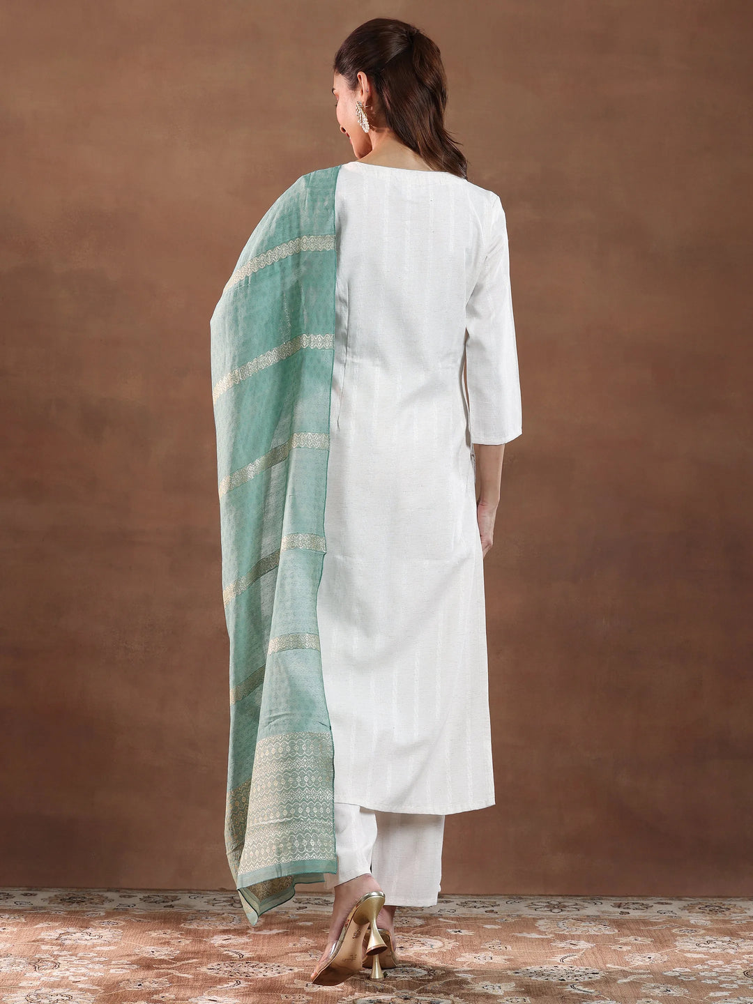  Off White Yoke Design Cotton Blend Straight Suit With Dupatta 