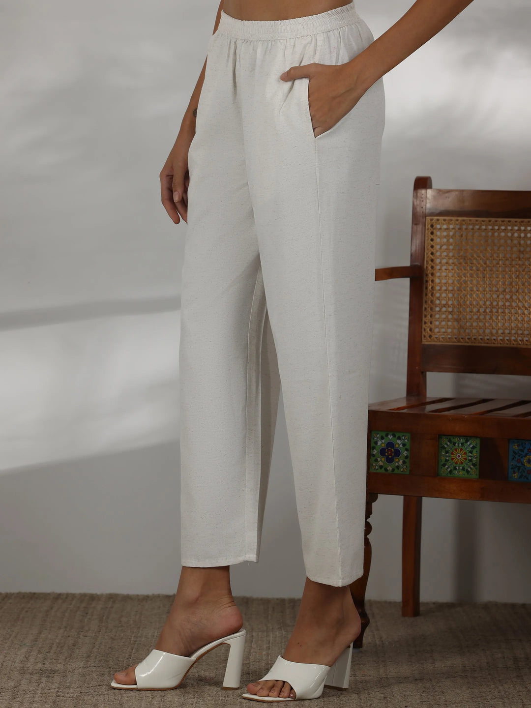  Off White Yoke Design Cotton Blend Straight Suit With Dupatta 