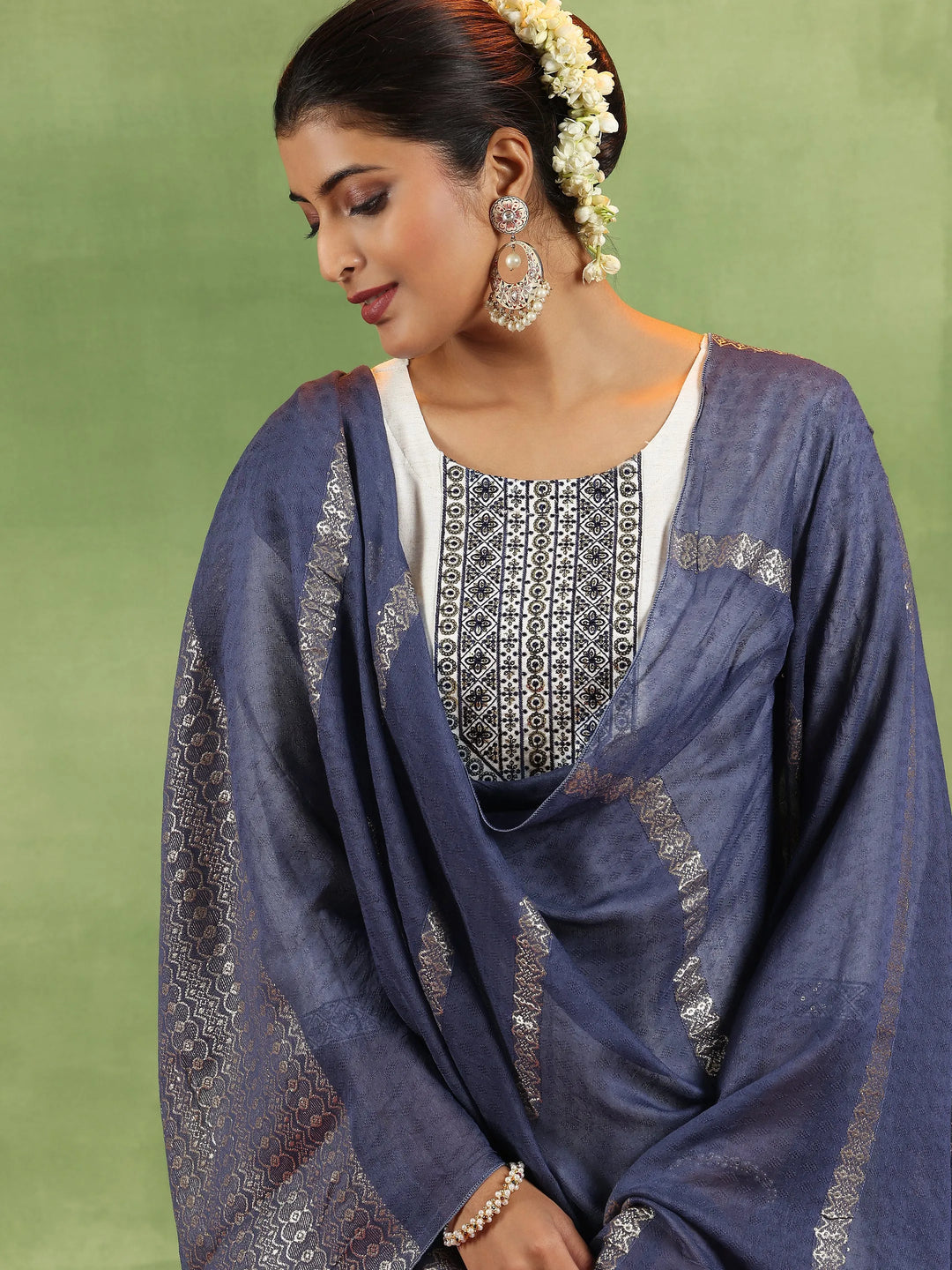  Off White Yoke Design Cotton Blend Straight Suit With Dupatta 