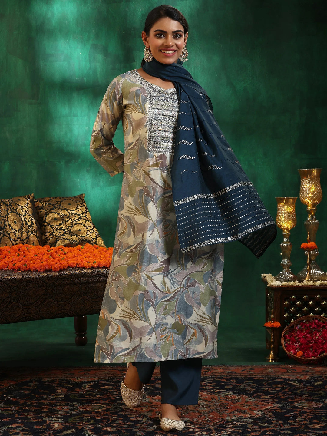  Off White Printed Silk Blend Straight Suit With Dupatta 