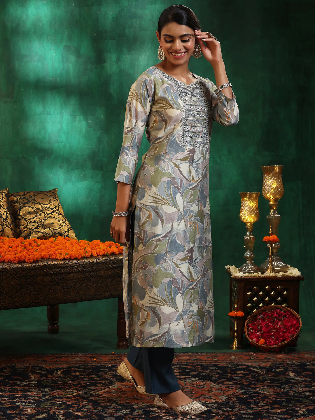  Off White Printed Silk Blend Straight Suit With Dupatta 