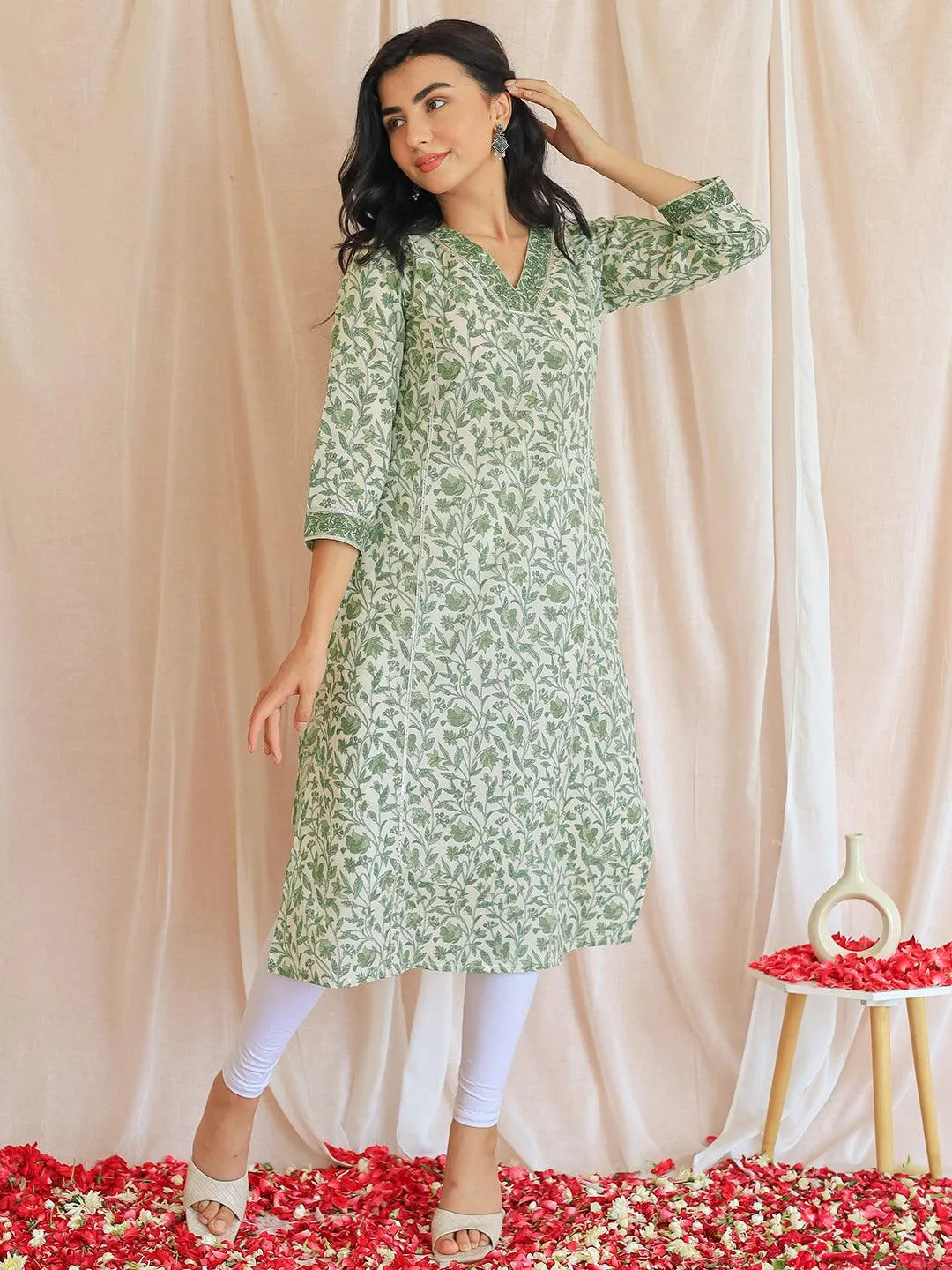 Green Printed Cotton Straight Kurta - Libas