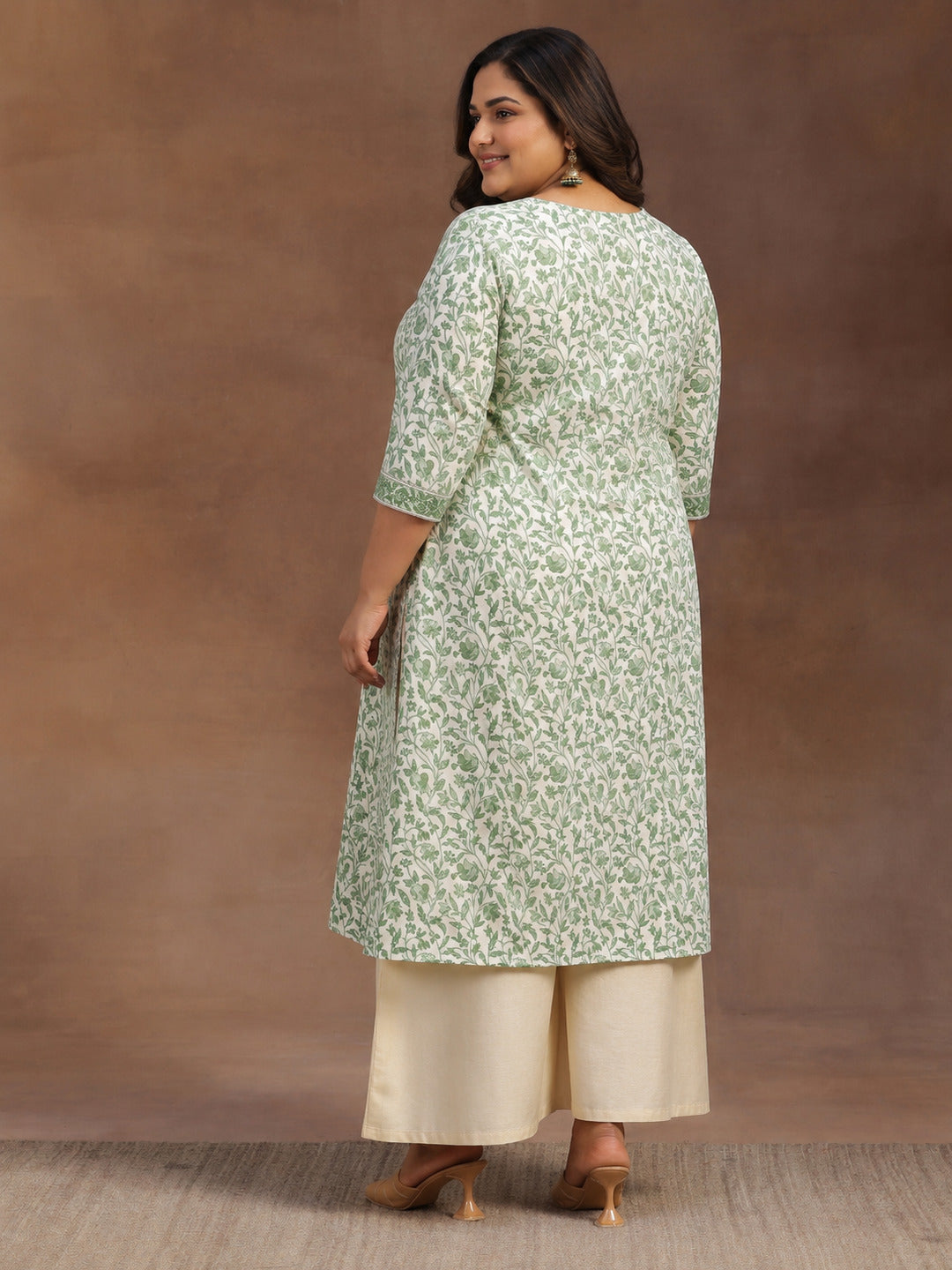  Plus Size Green Printed Cotton Straight Kurta 