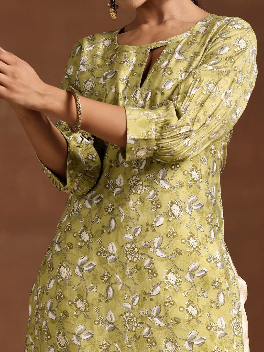  Green Printed Silk Straight Kurta 