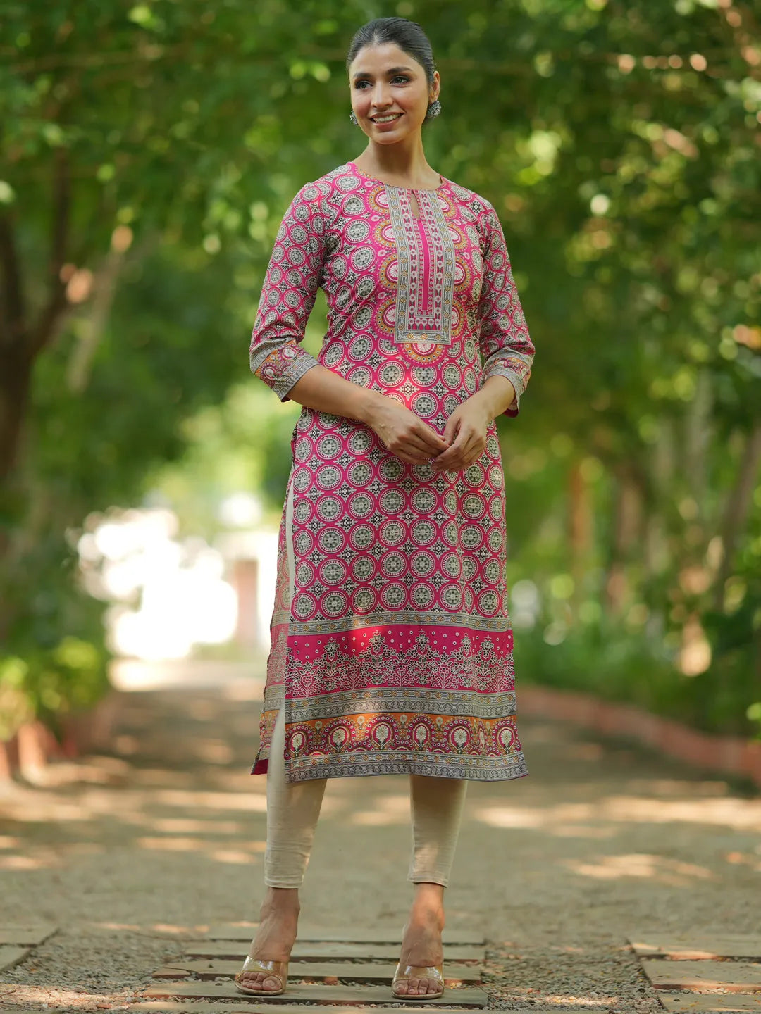  Pink Printed Crepe Straight Kurta 