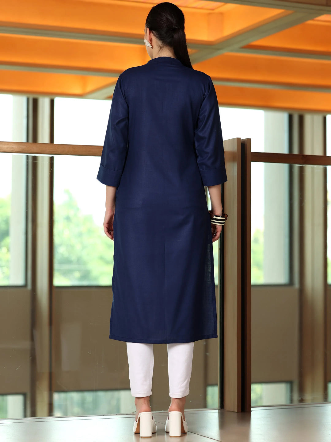  Blue Solid Cotton Blend Straight Kurta 