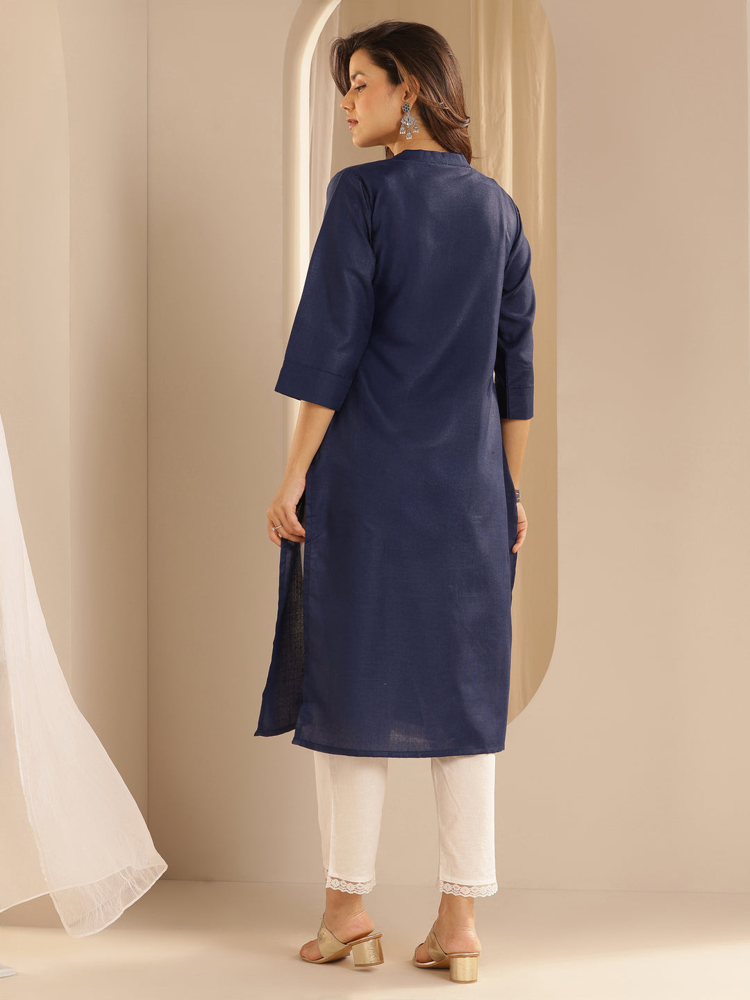 Blue Solid Cotton Blend Straight Kurta 