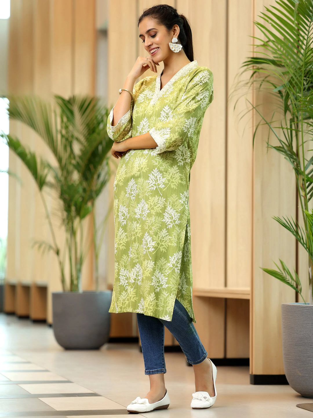  Green Printed Cotton Straight Kurta 
