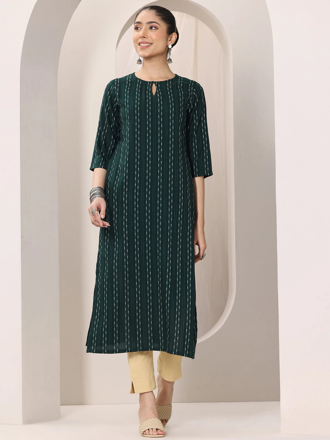  Green Woven Design Rayon Straight Kurta 