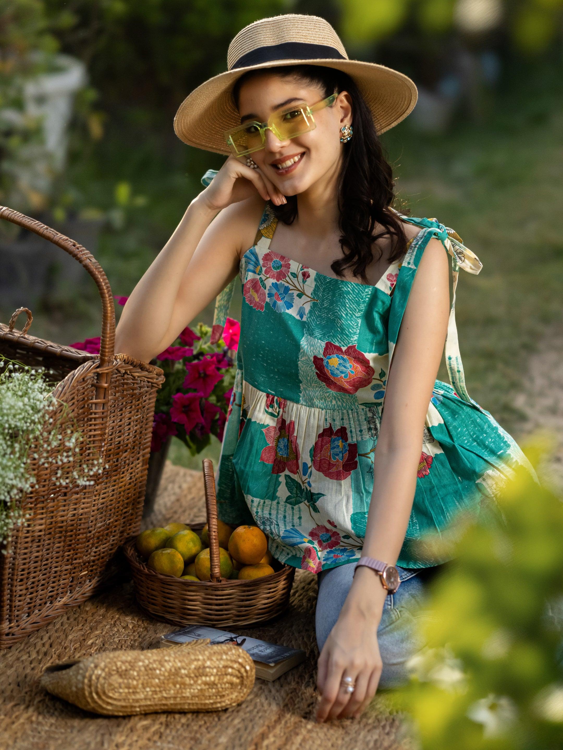 libas Green Printed Cotton Anarkali Short Kurti-picture-20