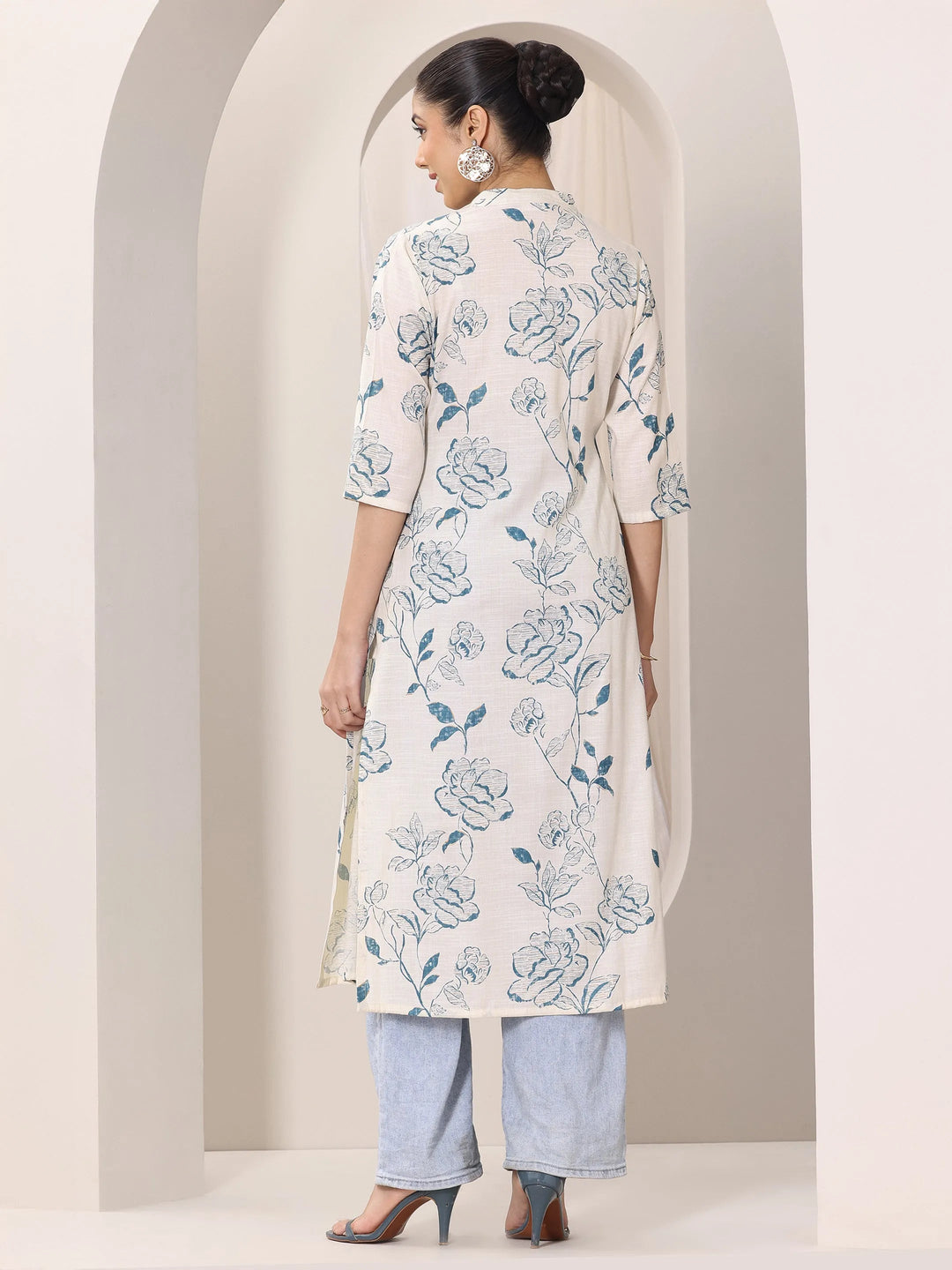  Blue Printed Cotton Blend Straight Kurta 