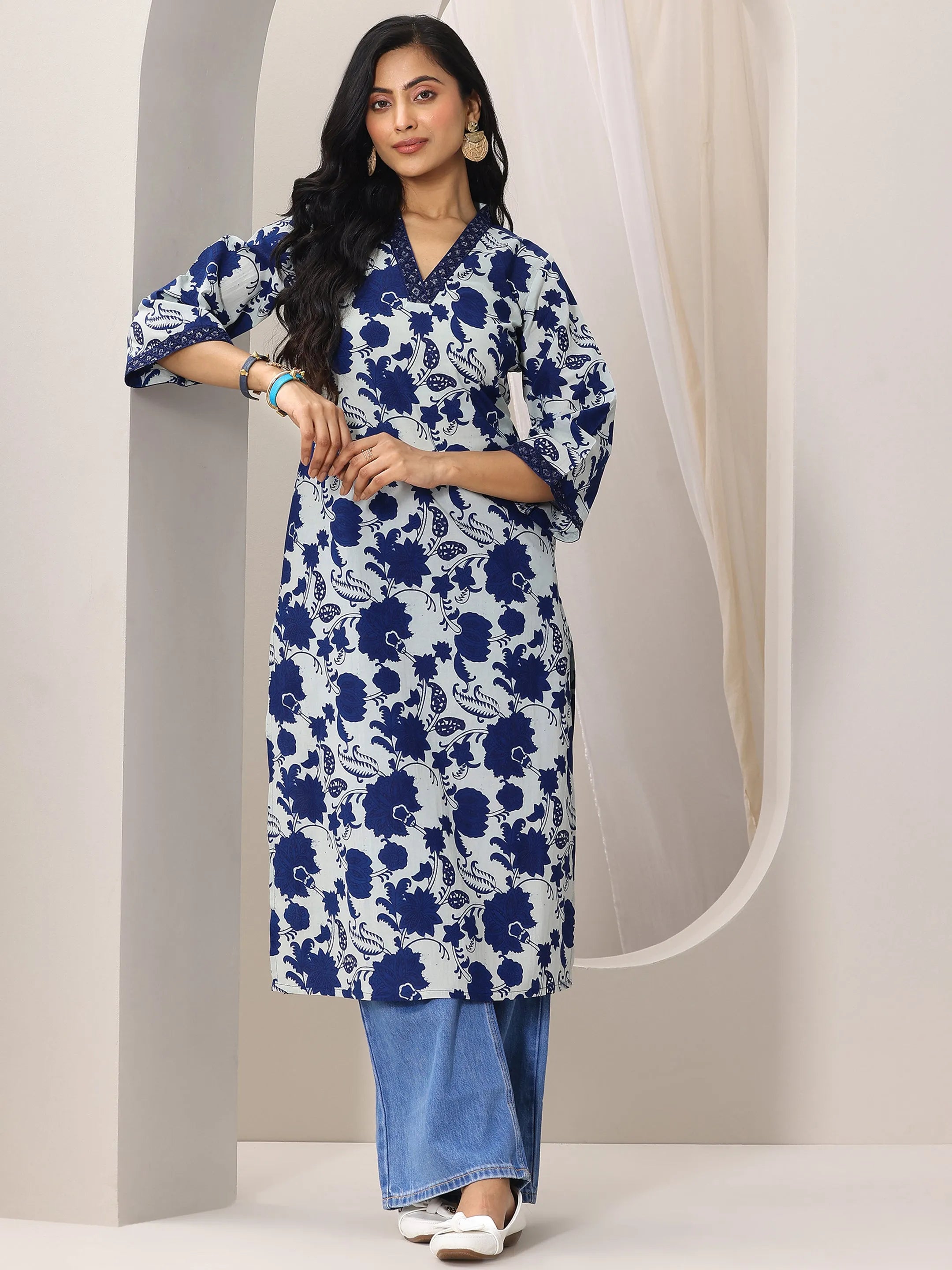 libas Indigo Printed Cotton Straight Kurta-picture-43
