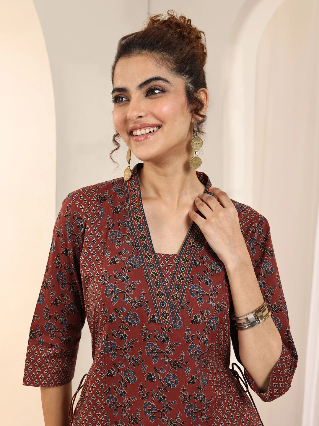  Maroon Printed Cotton Straight Kurta 