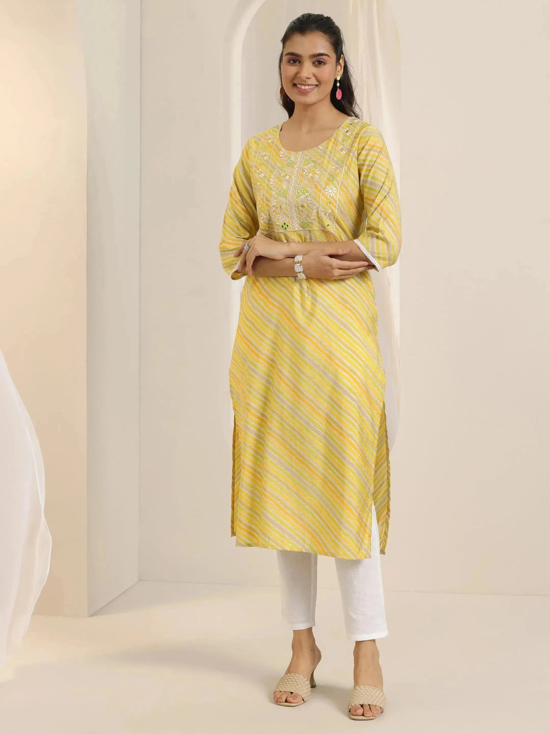  Mustard Printed Silk Blend Straight Kurta 
