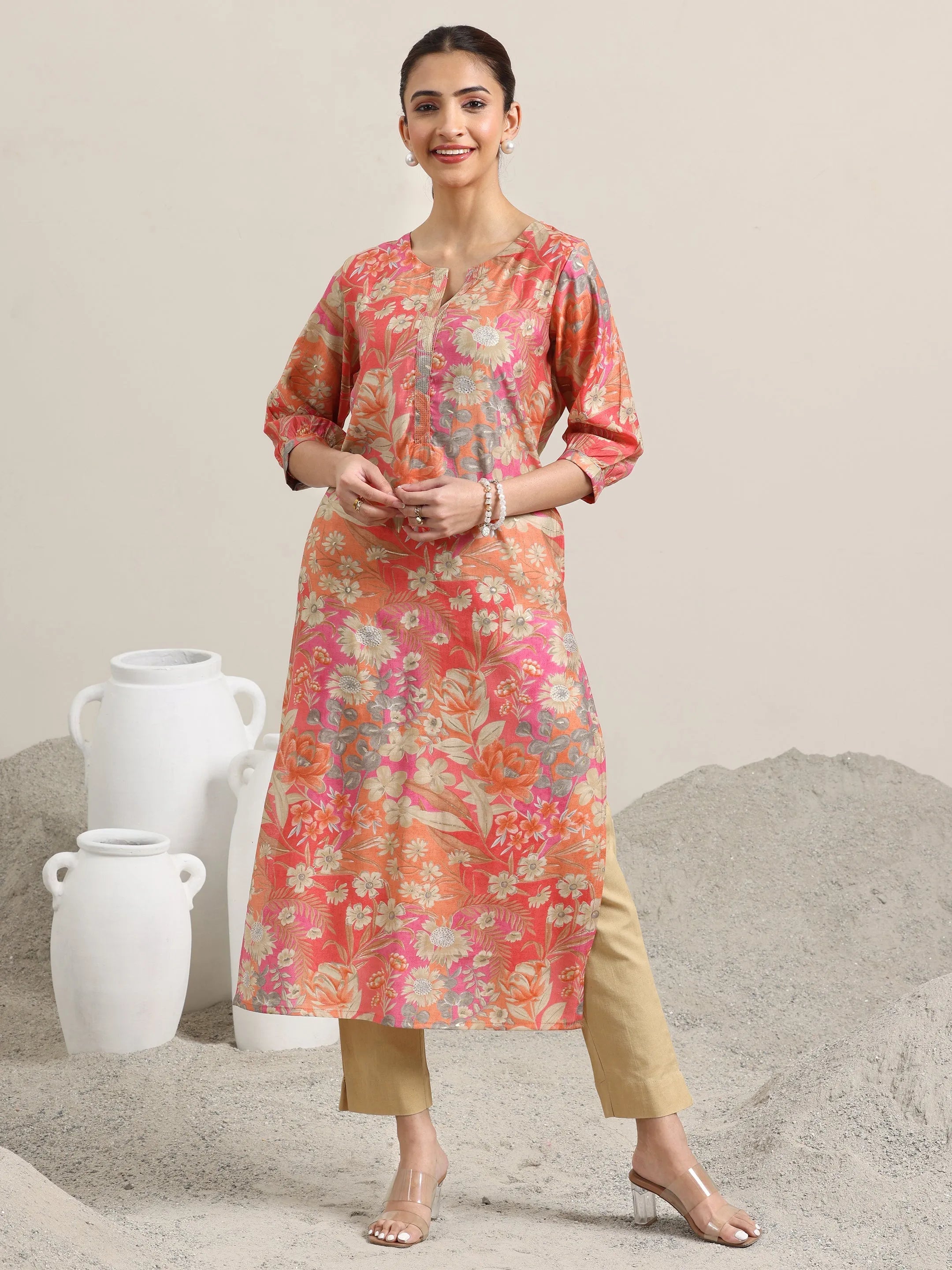 libas Peach Printed Silk Blend Straight Kurta-picture-26