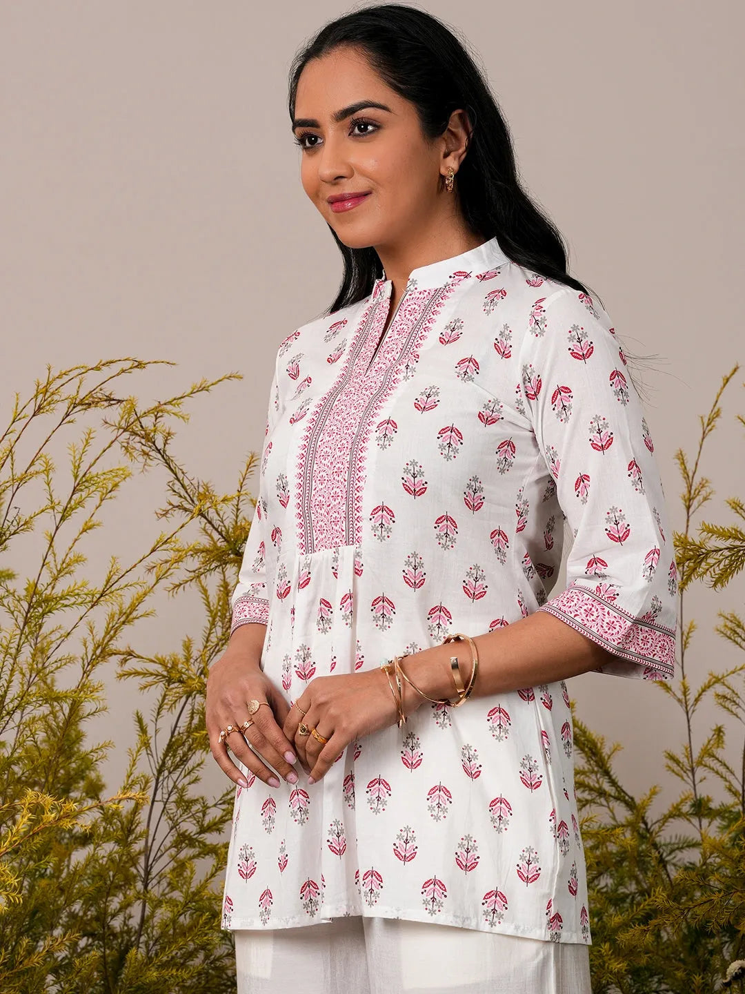  White Printed Cotton Straight Kurti 