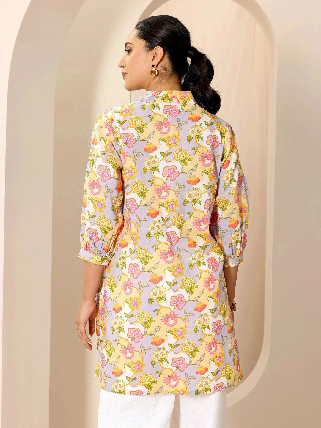  Multicoloured Printed Cotton Blend Straight Short Kurti 