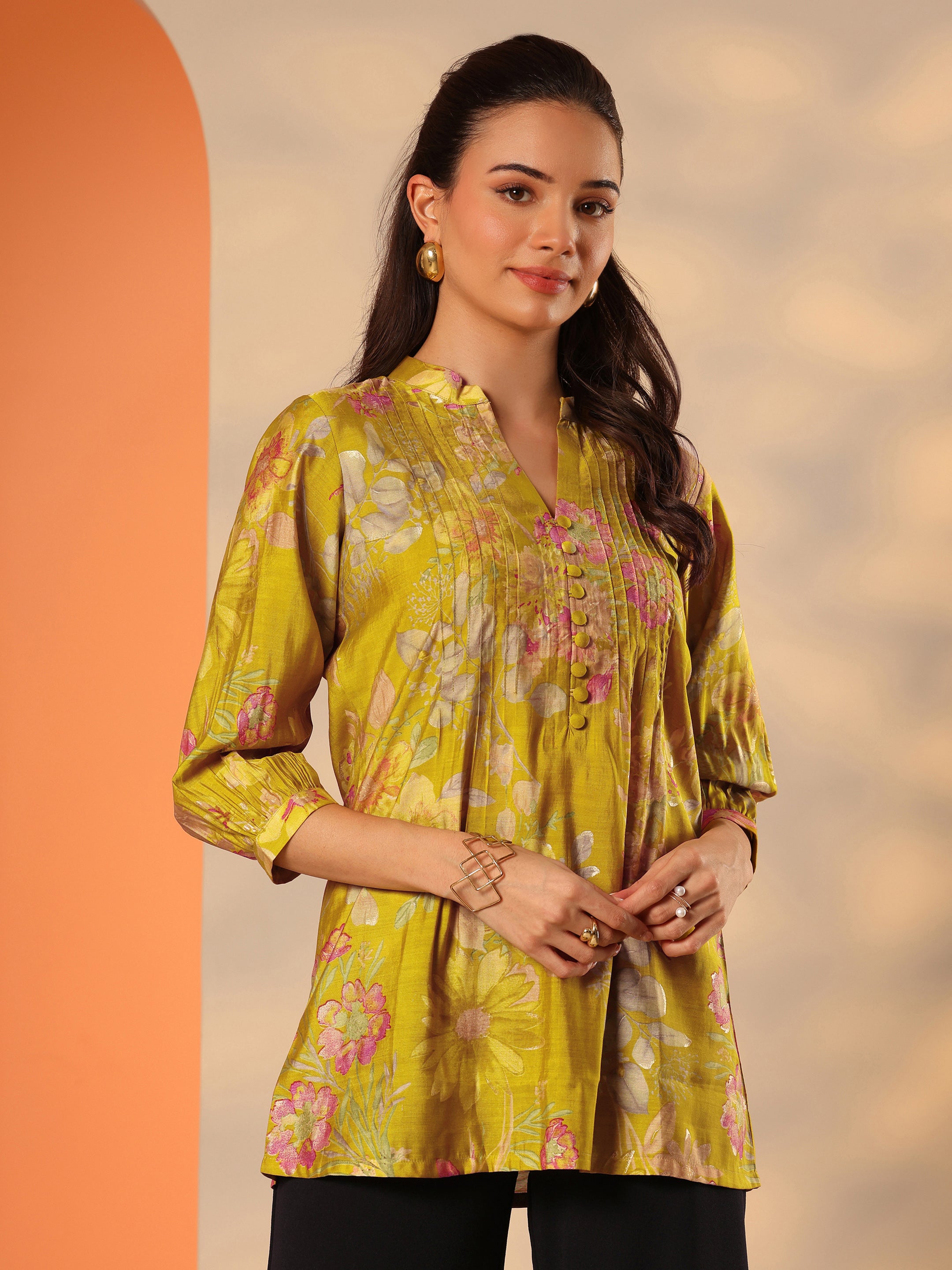 libas Green Printed Silk Blend Straight Short Kurti-picture-29