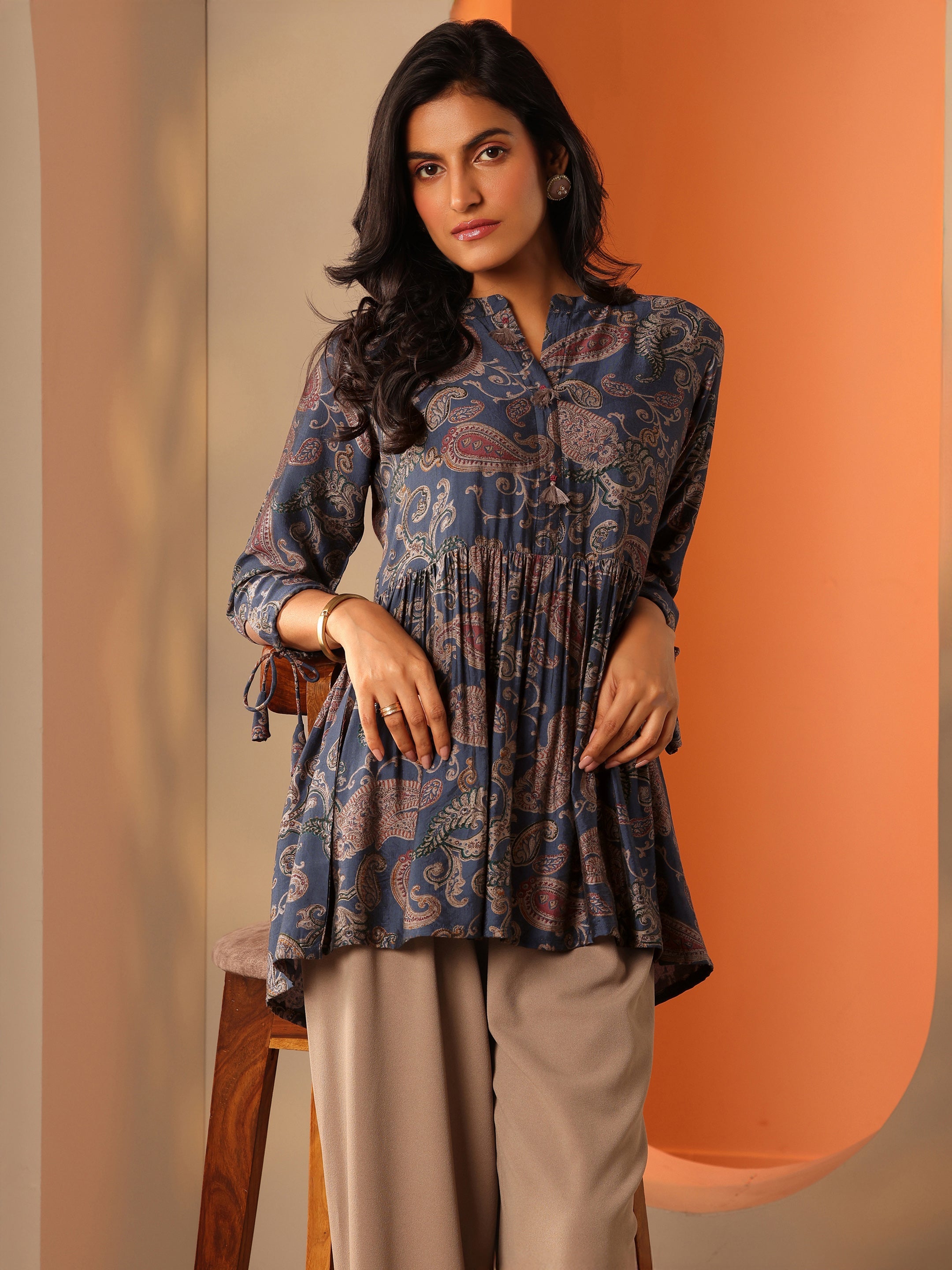 libas Blue Printed Rayon Straight Short Kurti-picture-37