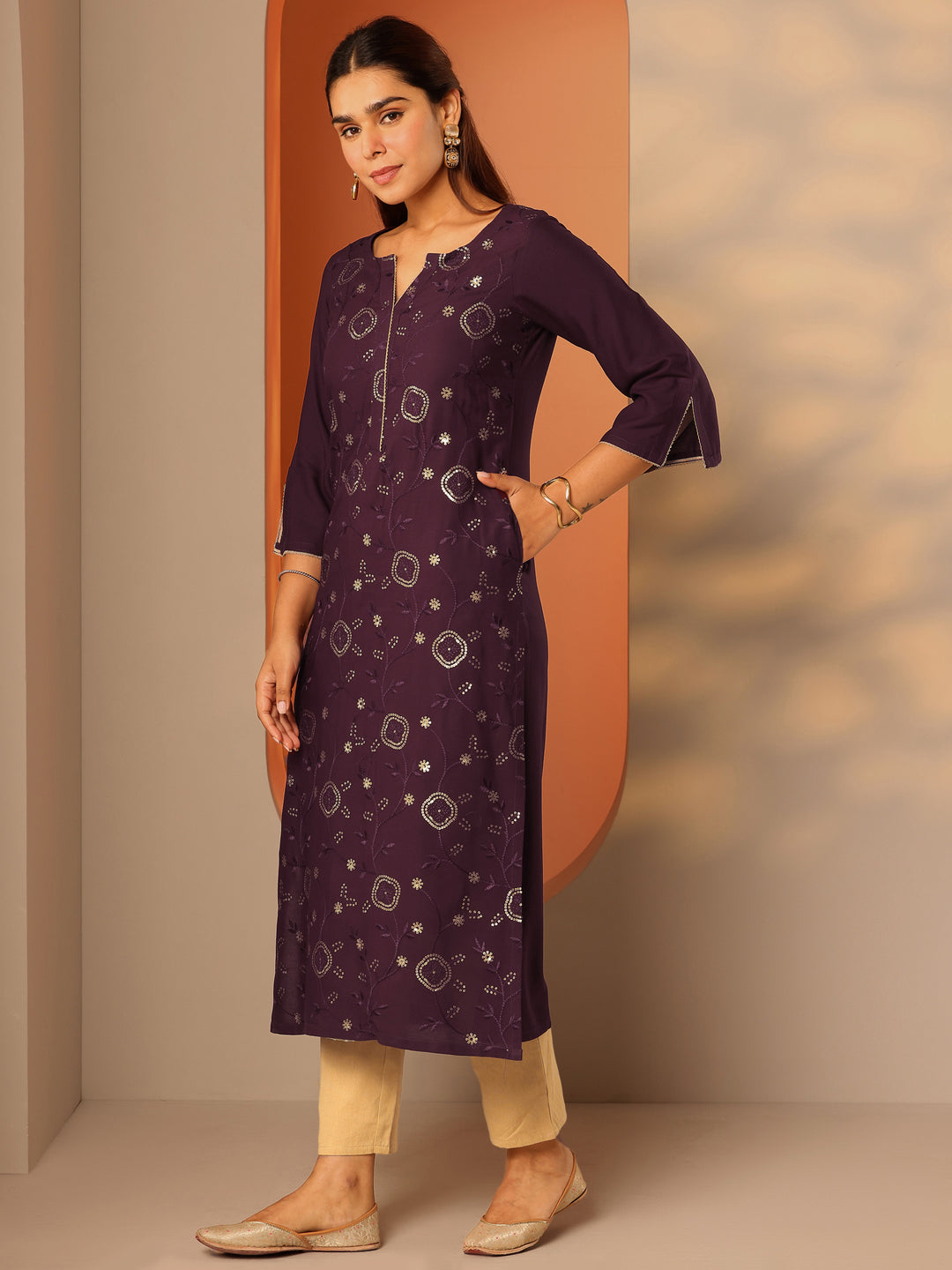  Burgundy Embellished Rayon Straight Kurta 