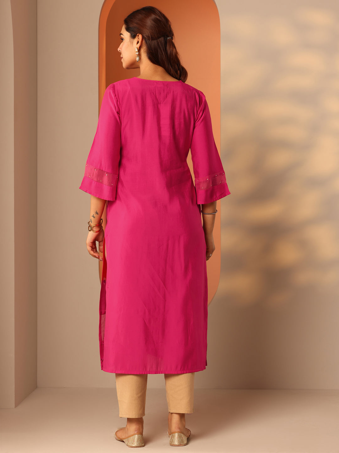  Pink Embroidered Silk Blend Straight Kurta 