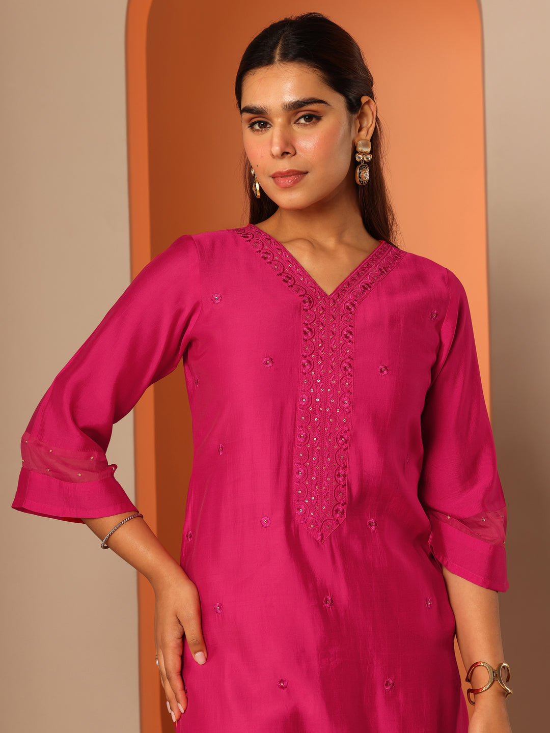  Pink Embroidered Silk Blend Straight Kurta 