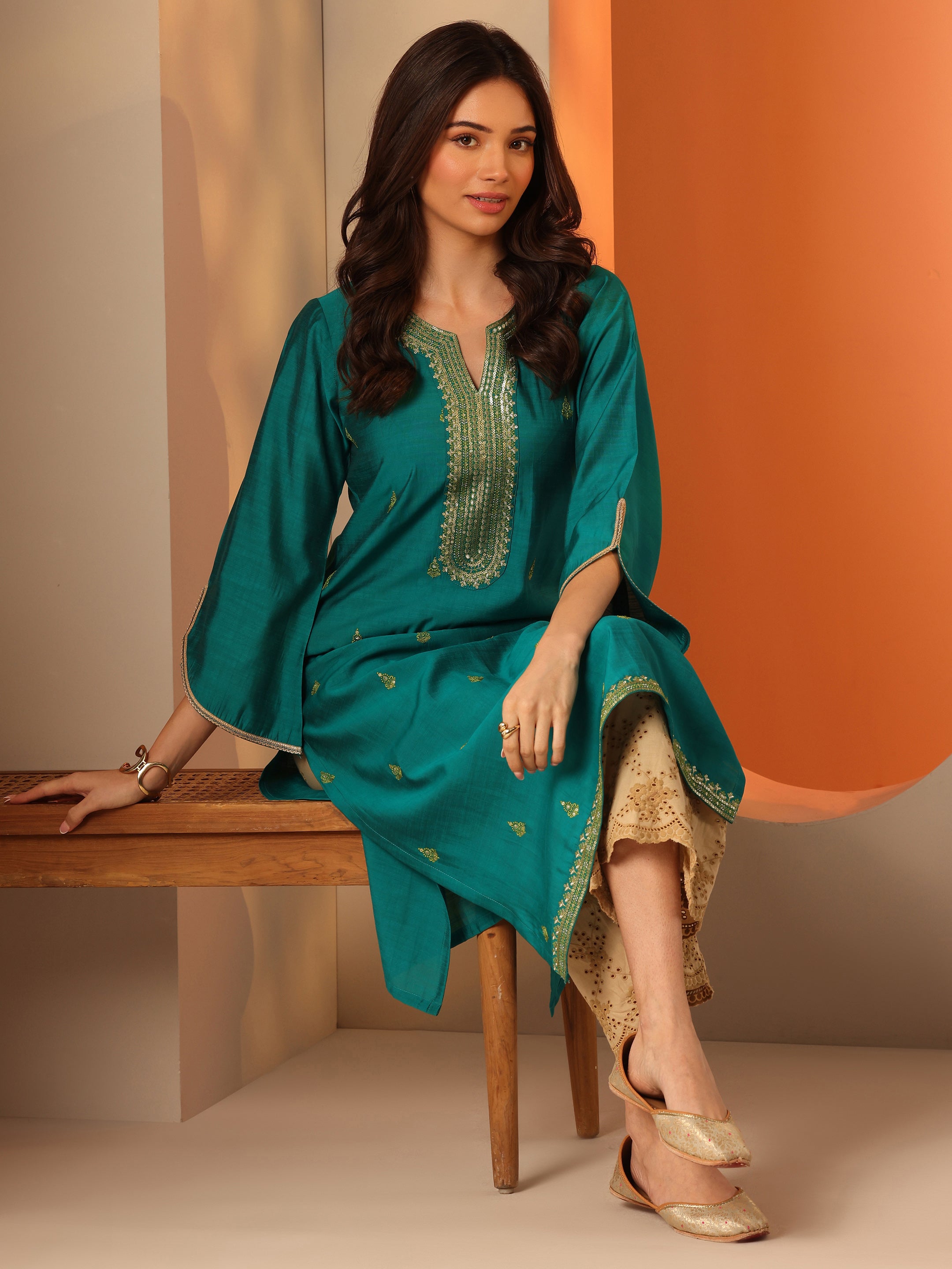 libas Green Embroidered Silk Blend Straight Kurta-picture-11