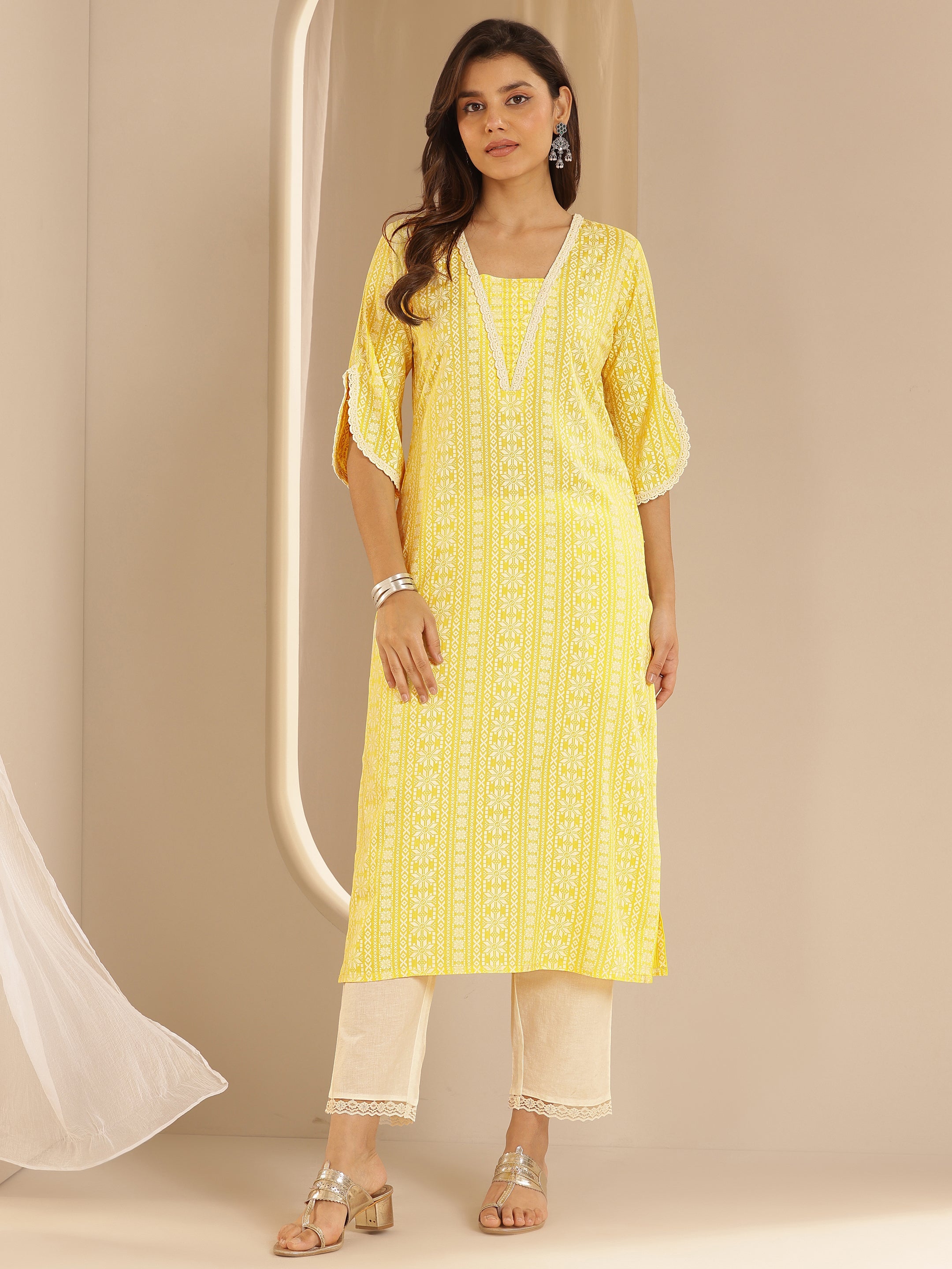 libas Yellow Printed Rayon Straight Kurta-picture-25