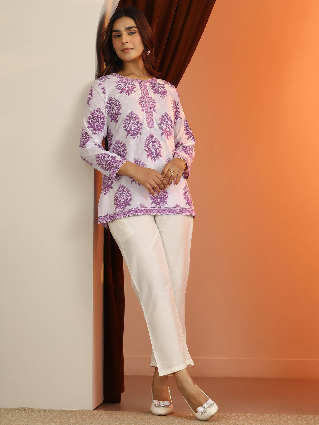  White Printed Cotton Straight Short Kurti 