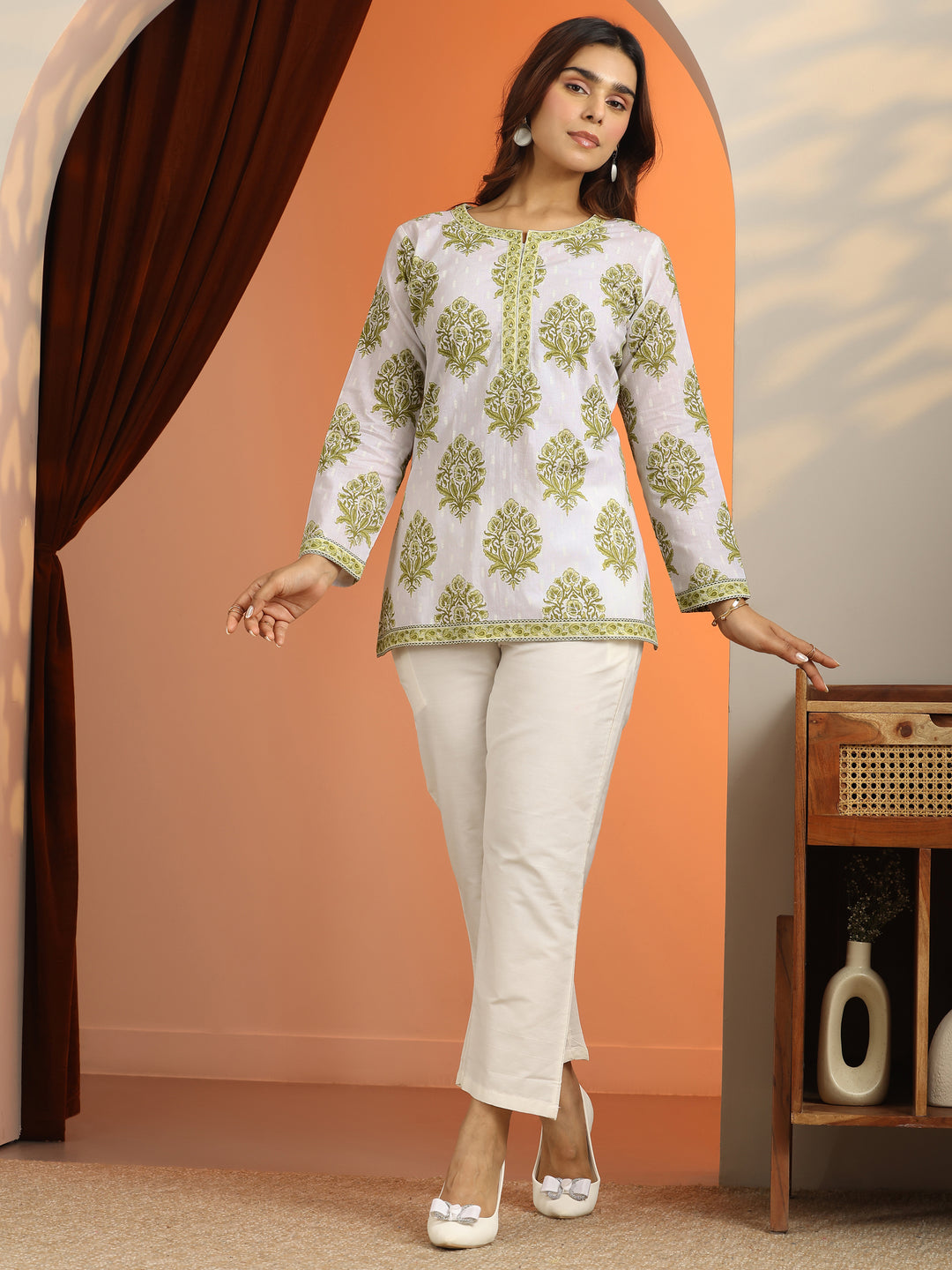  White Printed Cotton Straight Short Kurti 