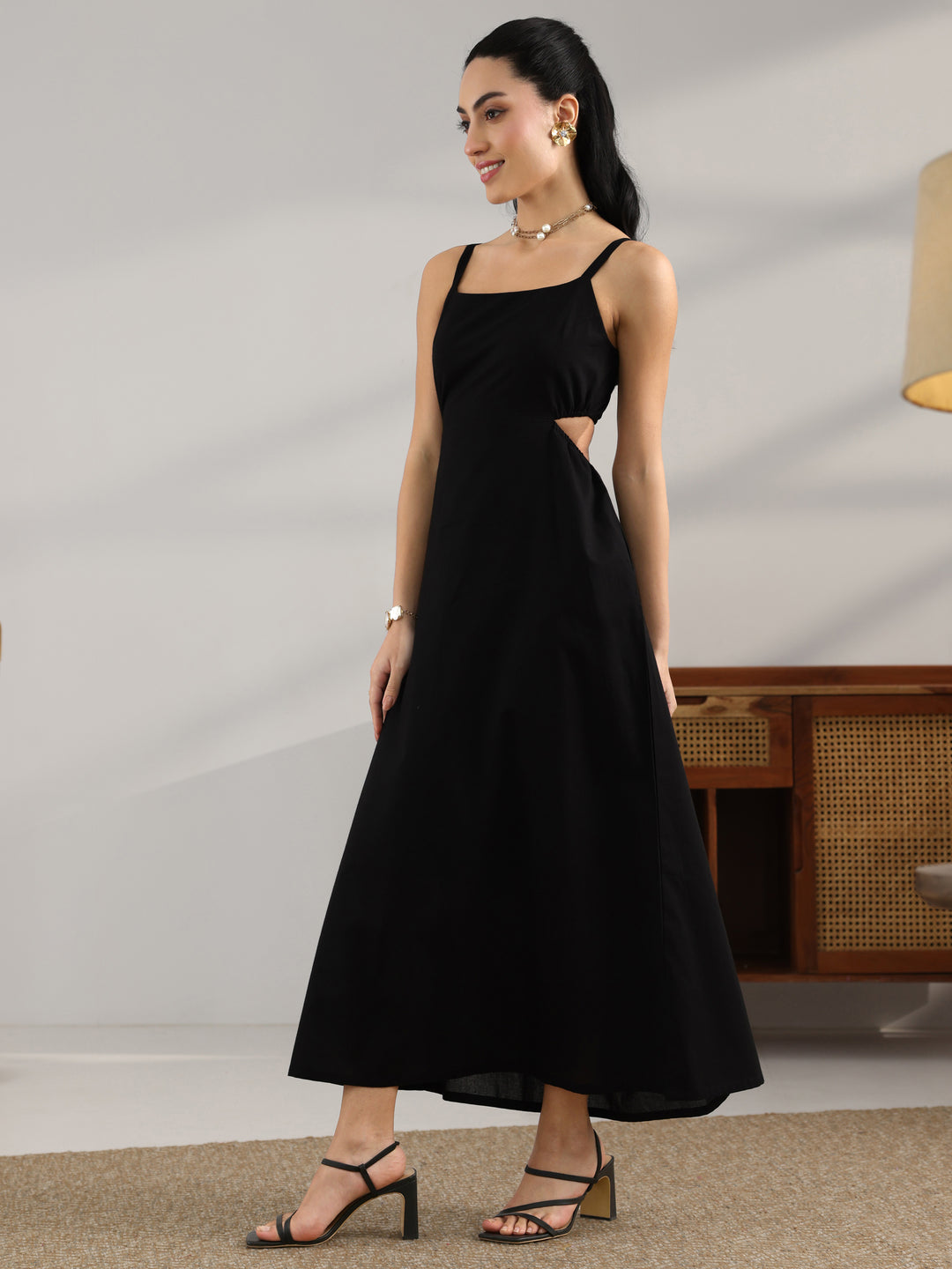  Black Solid Cotton Fit And Flare One Piece Dress 