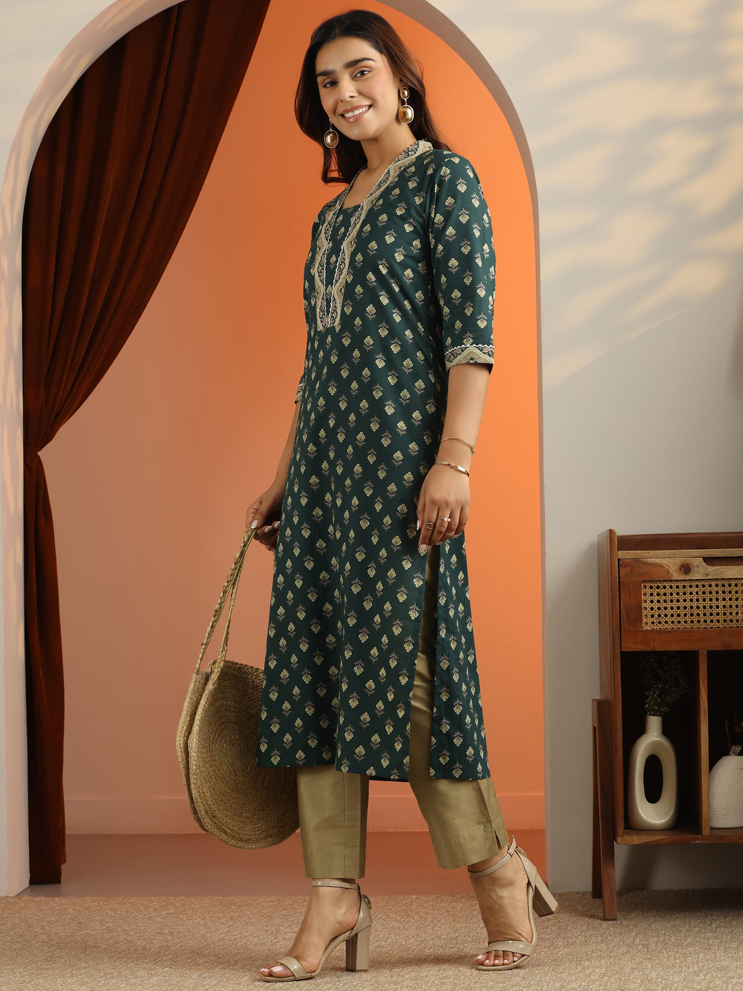  Green Printed Cotton Straight Kurta 