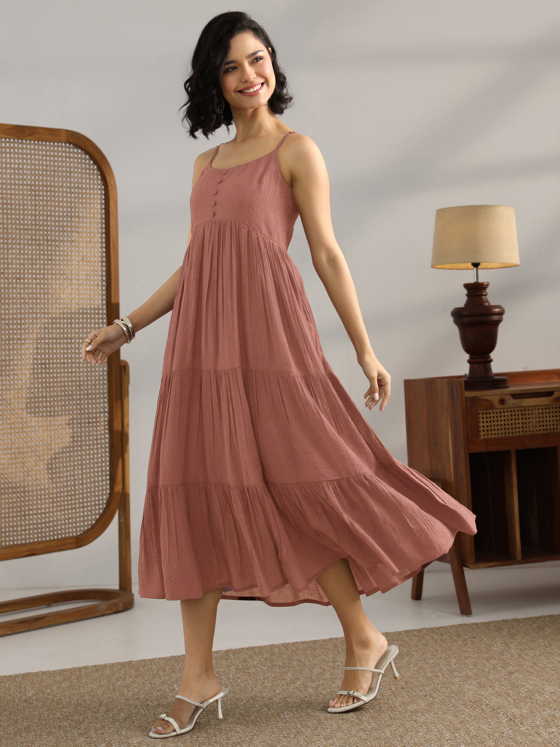 Explore Chic Minimalist Indian Wear Ideas for Women | Libas