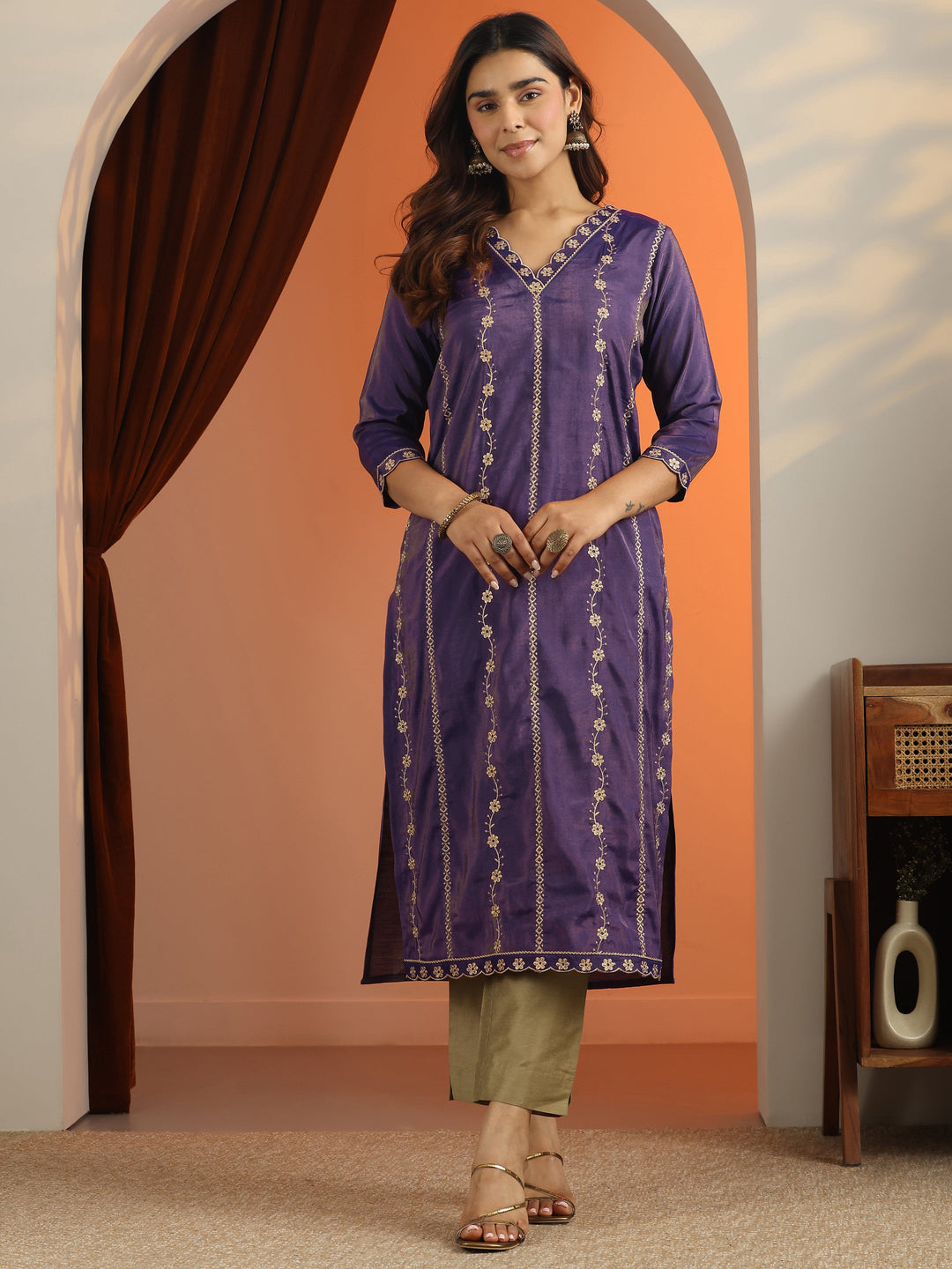  Purple Floral Embroidered Silk Blend Straight Kurta 