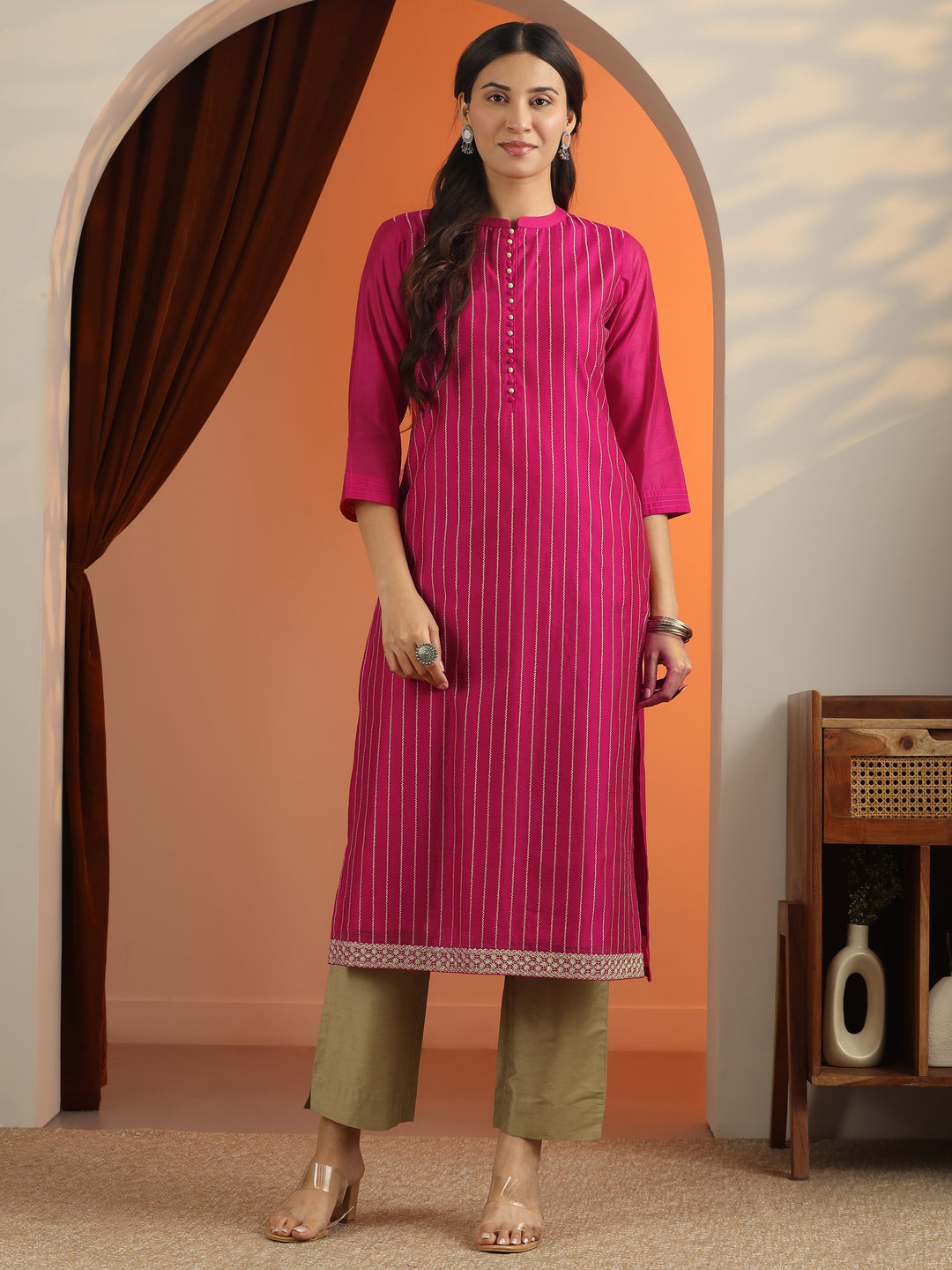  Pink Embroidered Silk Blend Straight Kurta 