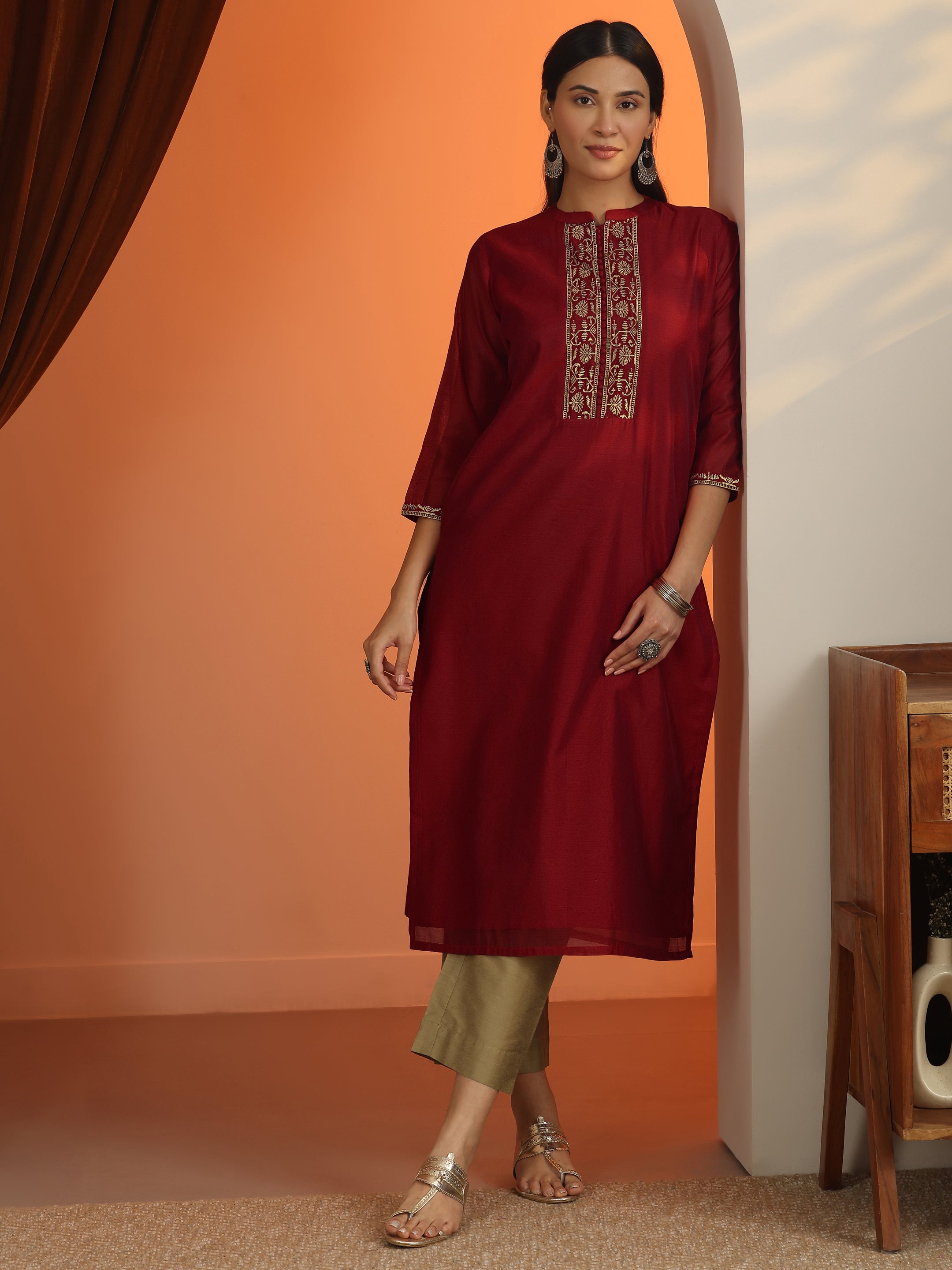 libas Red Embroidered Silk Blend Straight Kurta-picture-23