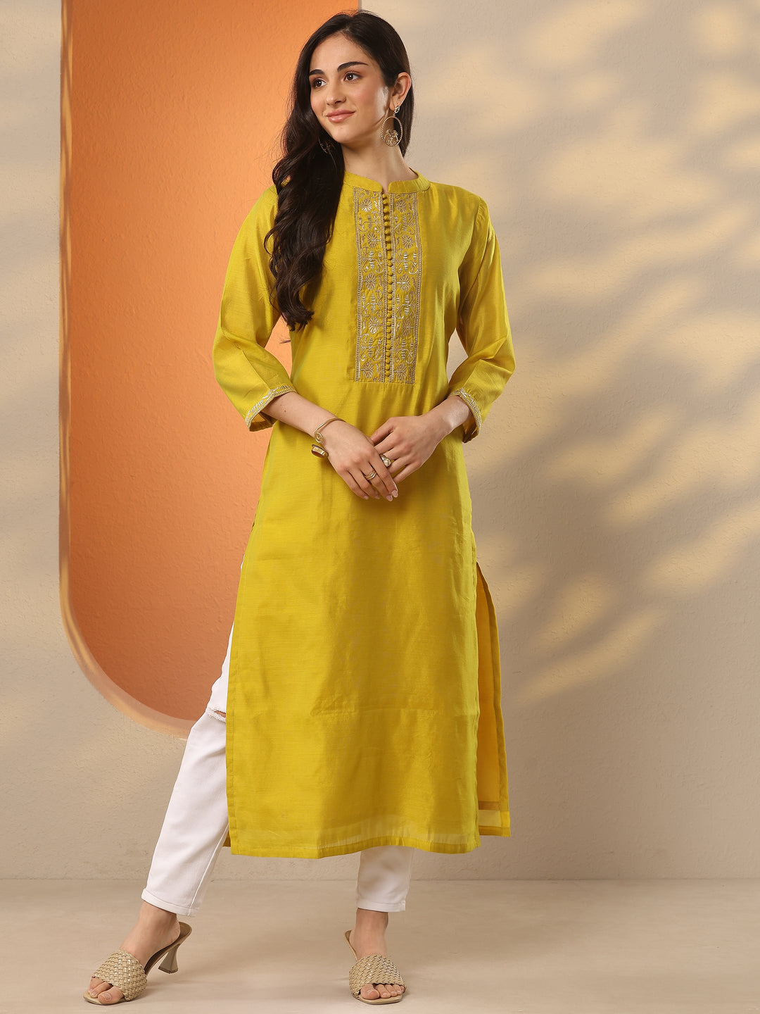  Yellow Embroidered Silk Blend Straight Kurta 