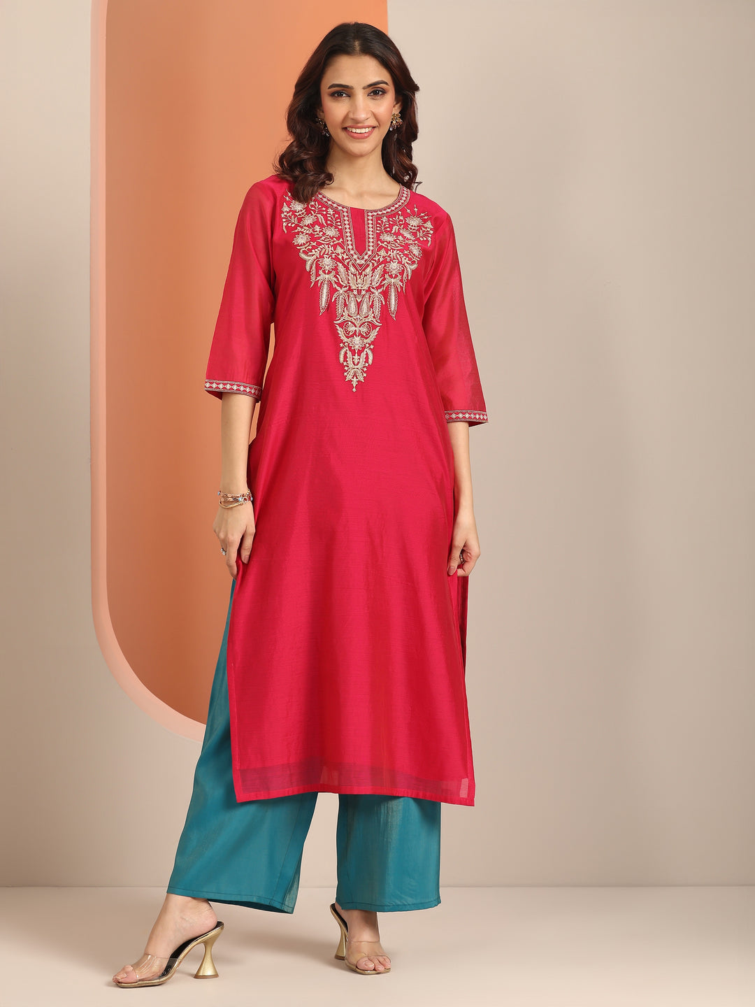  Pink Embroidered Silk Blend Straight Kurta 
