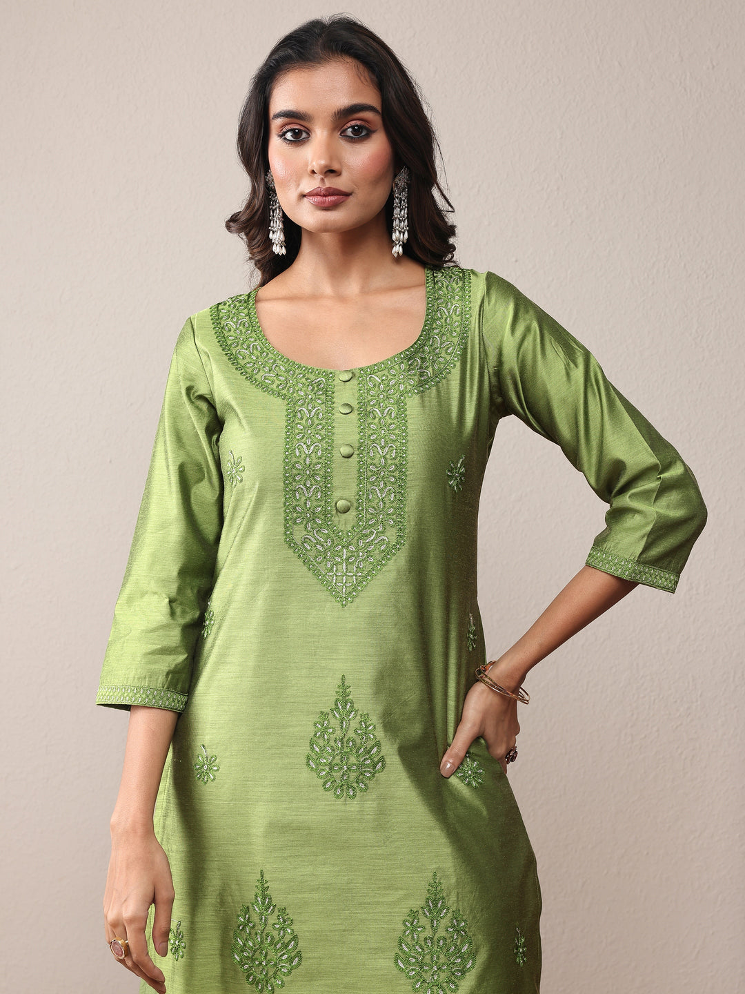  Green Floral Embroidered Chanderi Silk Straight Kurta 