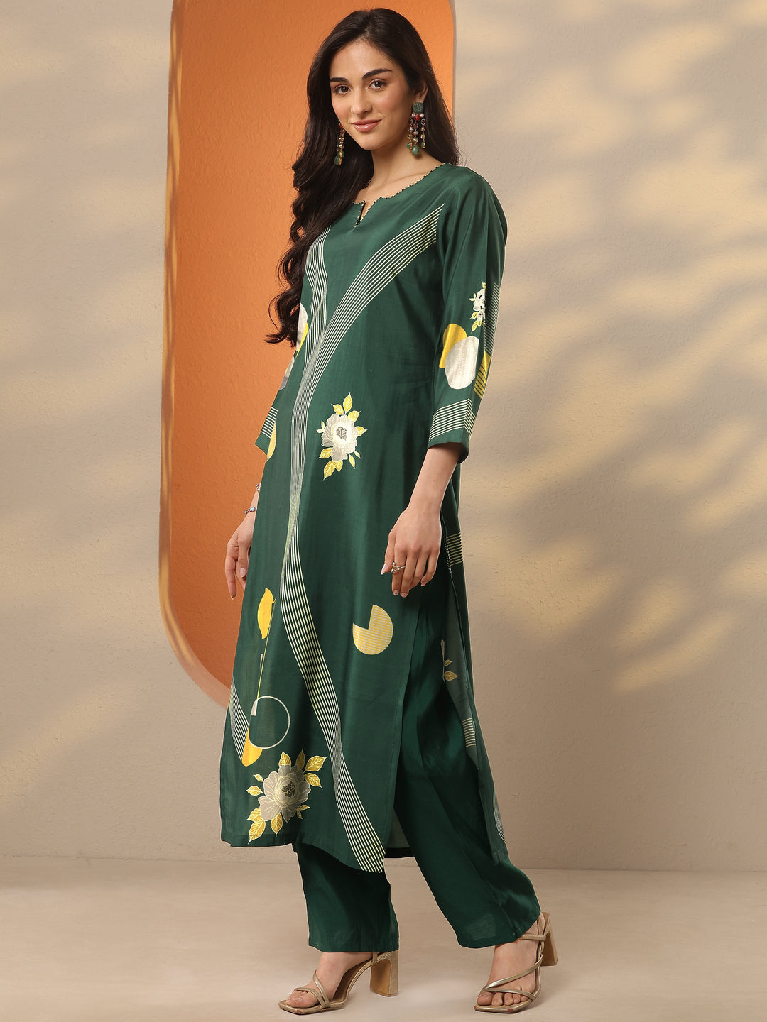  Green Printed Silk Blend Straight Kurta 