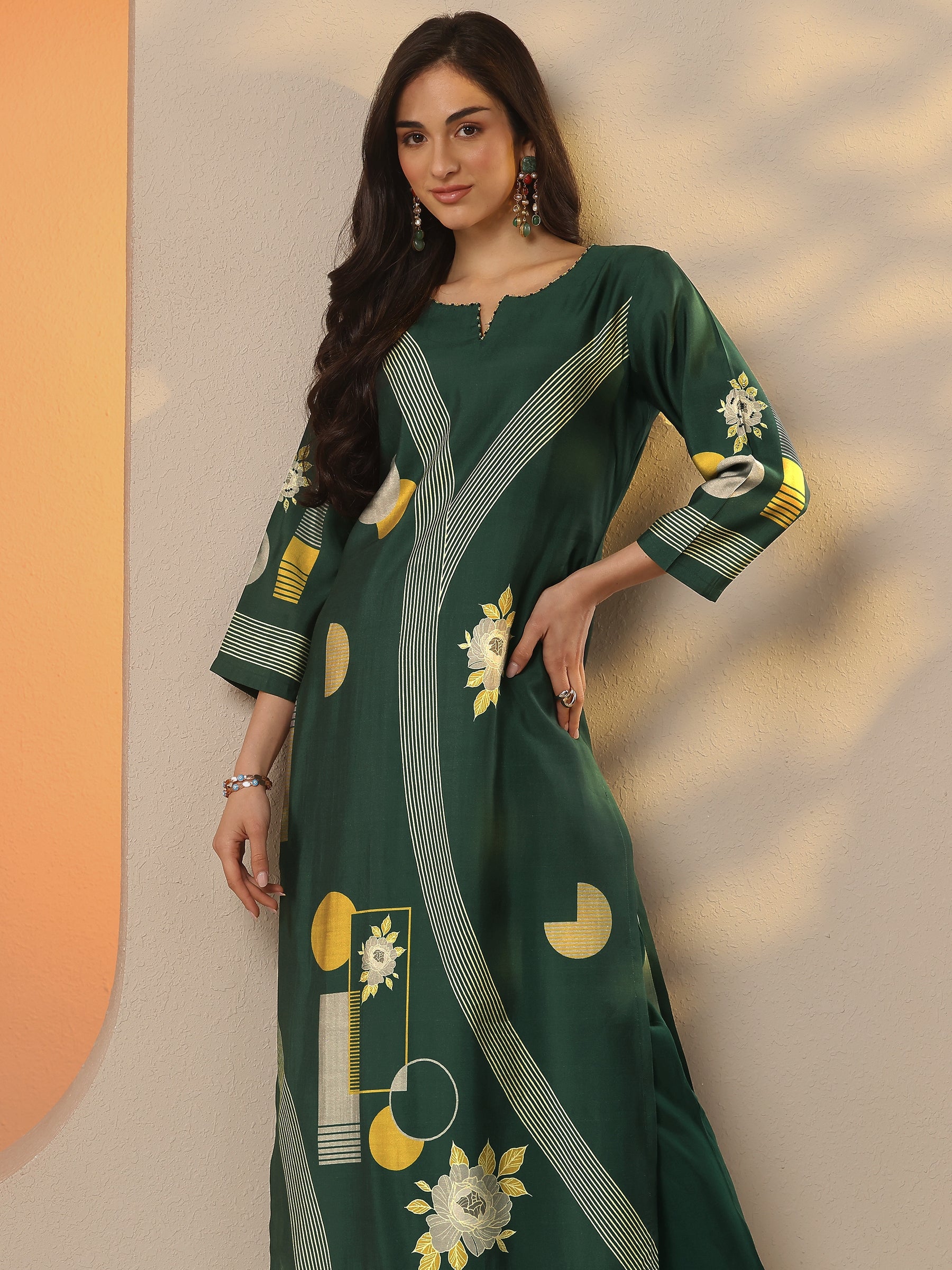 Lavender Printed Crepe Straight Kurta