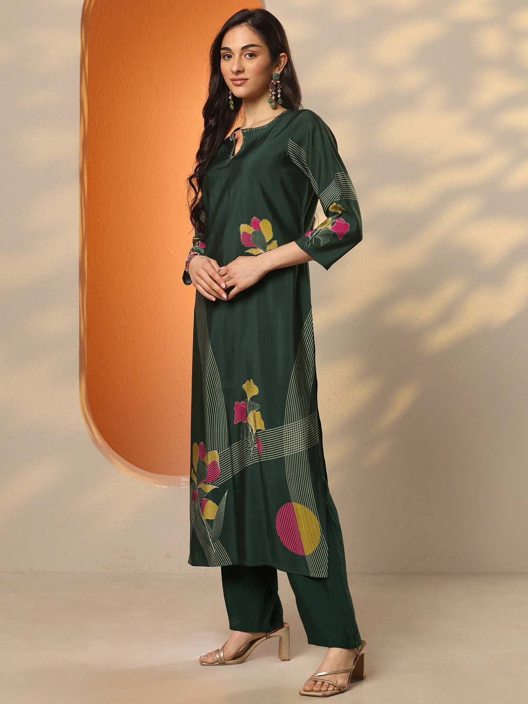  Green Printed Silk Blend Straight Kurta 